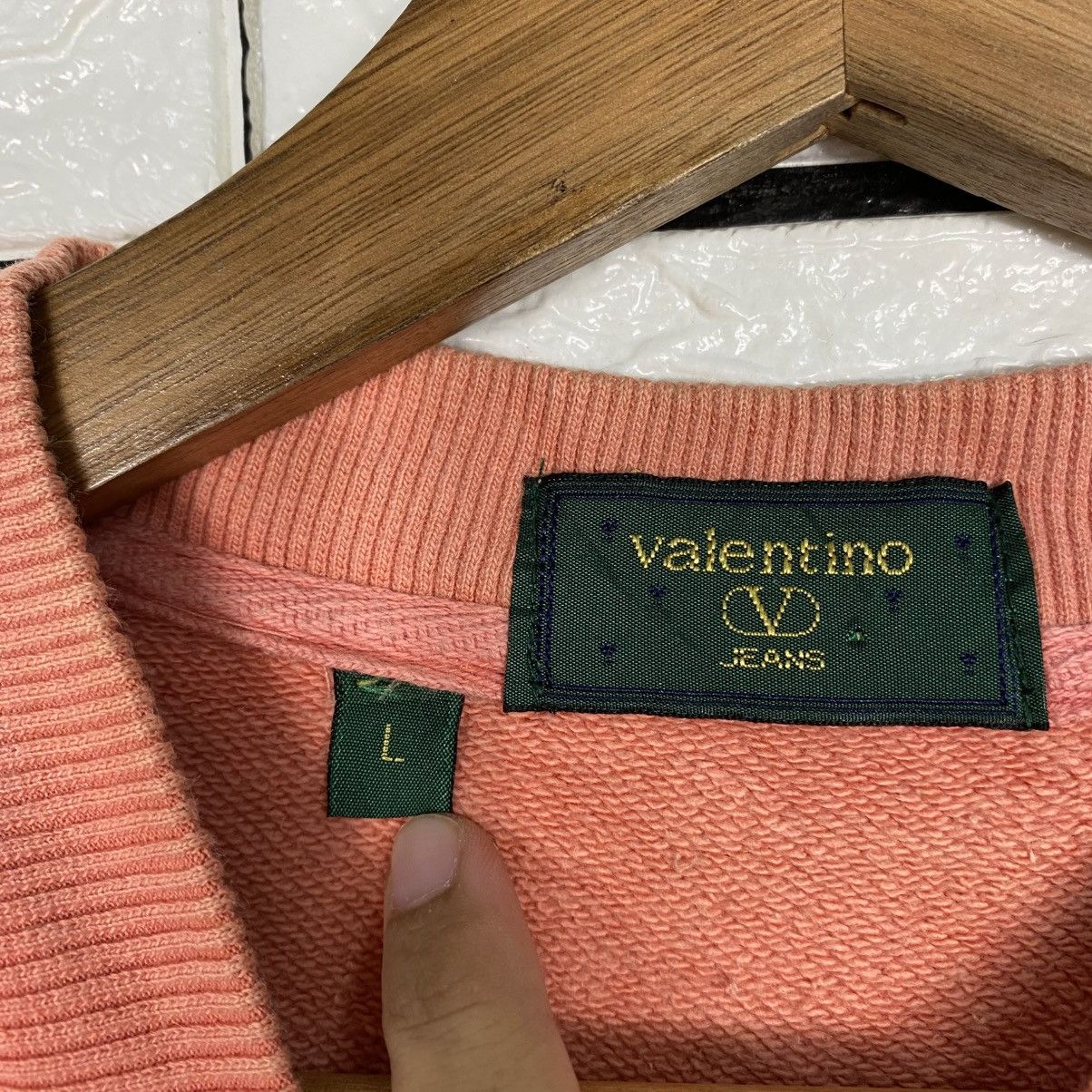 Japanese Brand 📌Vintage Sweatshirt Valentino Jeans Big Logo Embroidery Size US L / EU 52-54 / 3 - 14 Thumbnail