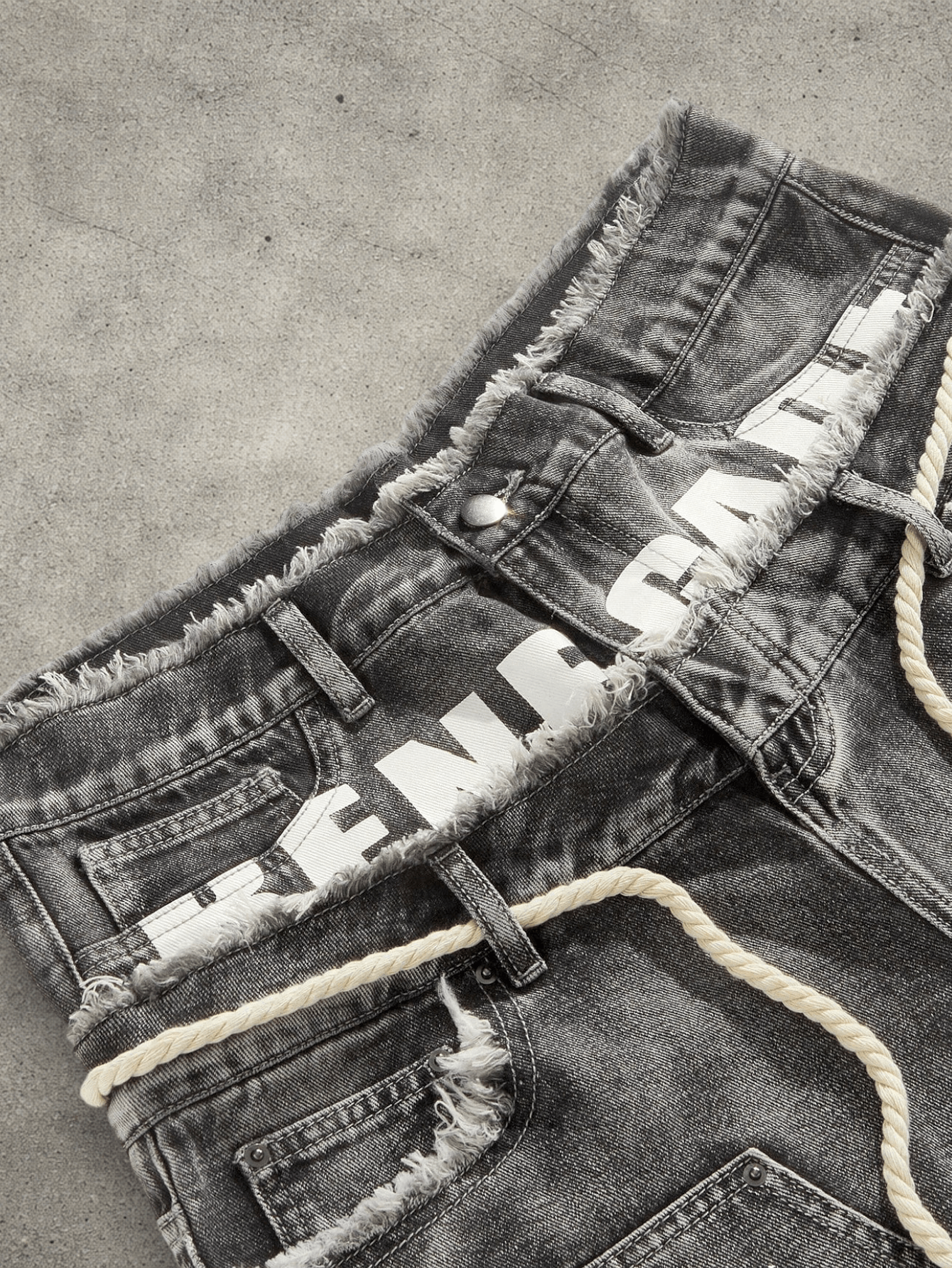 Jean Double waistband washed shorts Size US 32 / EU 48 - 2 Thumbnail