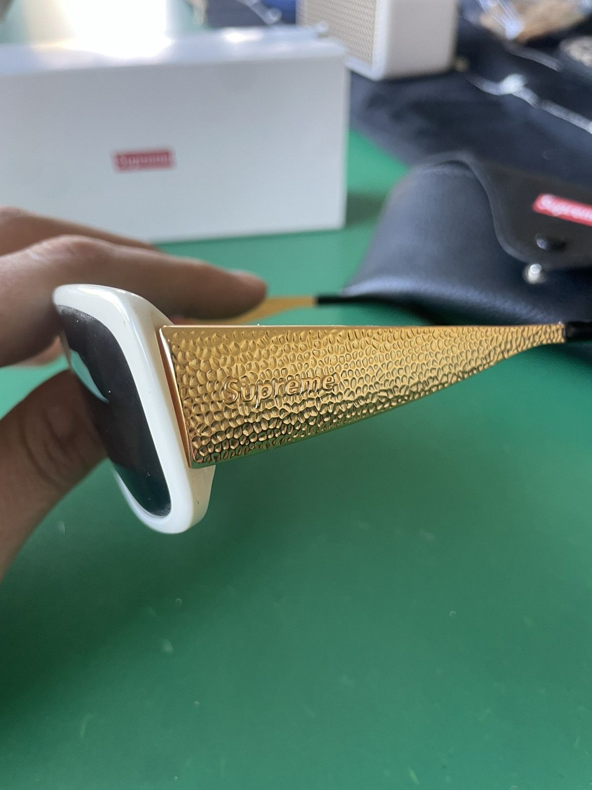 Supreme supreme royce sunglasses gold and white Size ONE SIZE - 3 Thumbnail