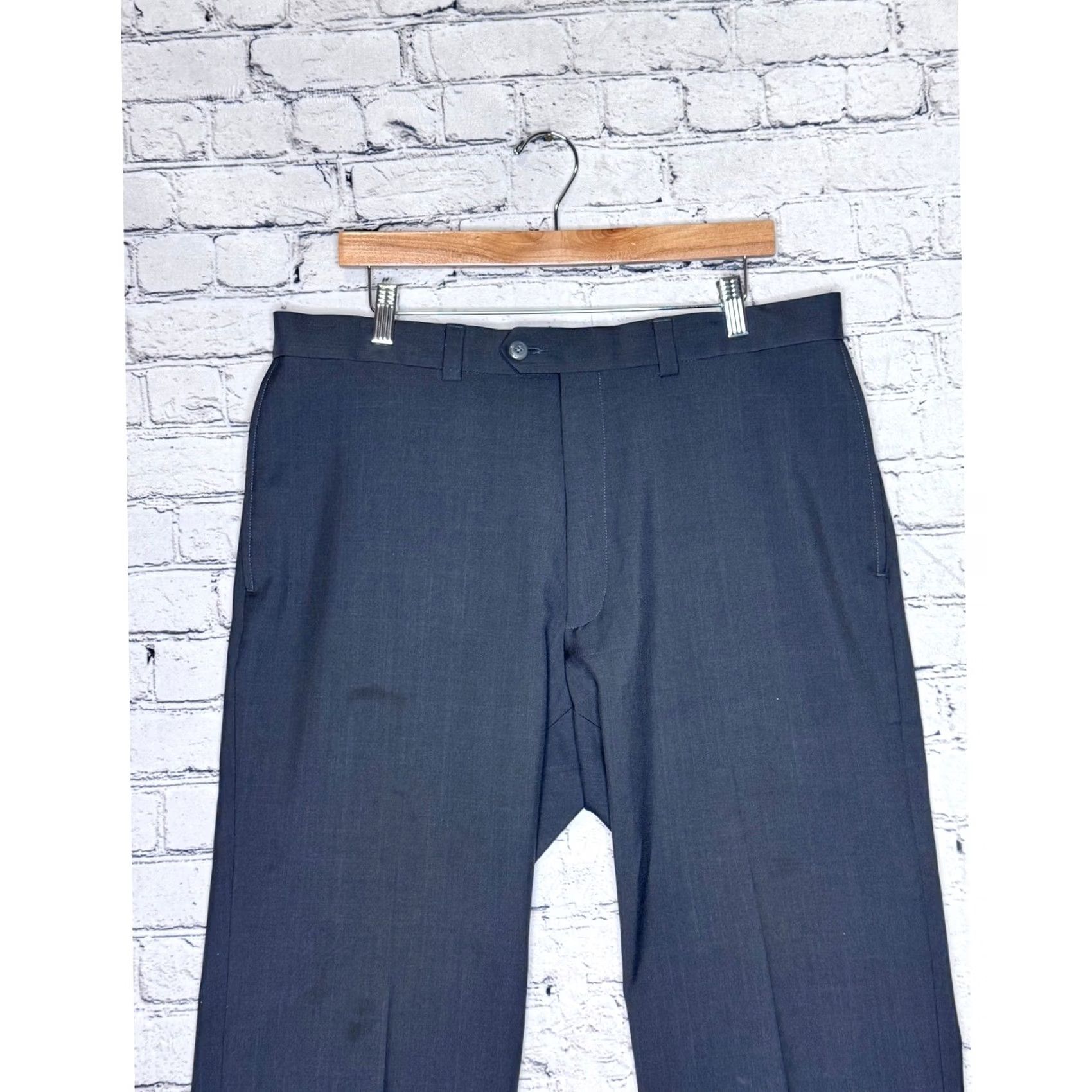 Haggar Haggar Mens Charcoal Herringbone Dress Pants 36x32 Flat Front Pleated Size US 36 / EU 52 - 2 Thumbnail