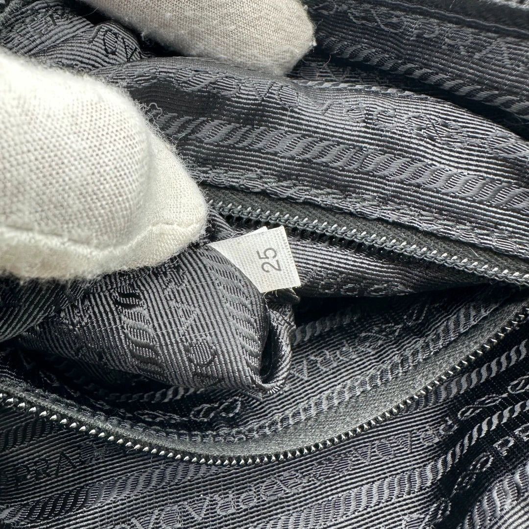Prada Prada Shoulderbag Rockstar Studded AW18 nylon black Size ONE SIZE - 16 Thumbnail