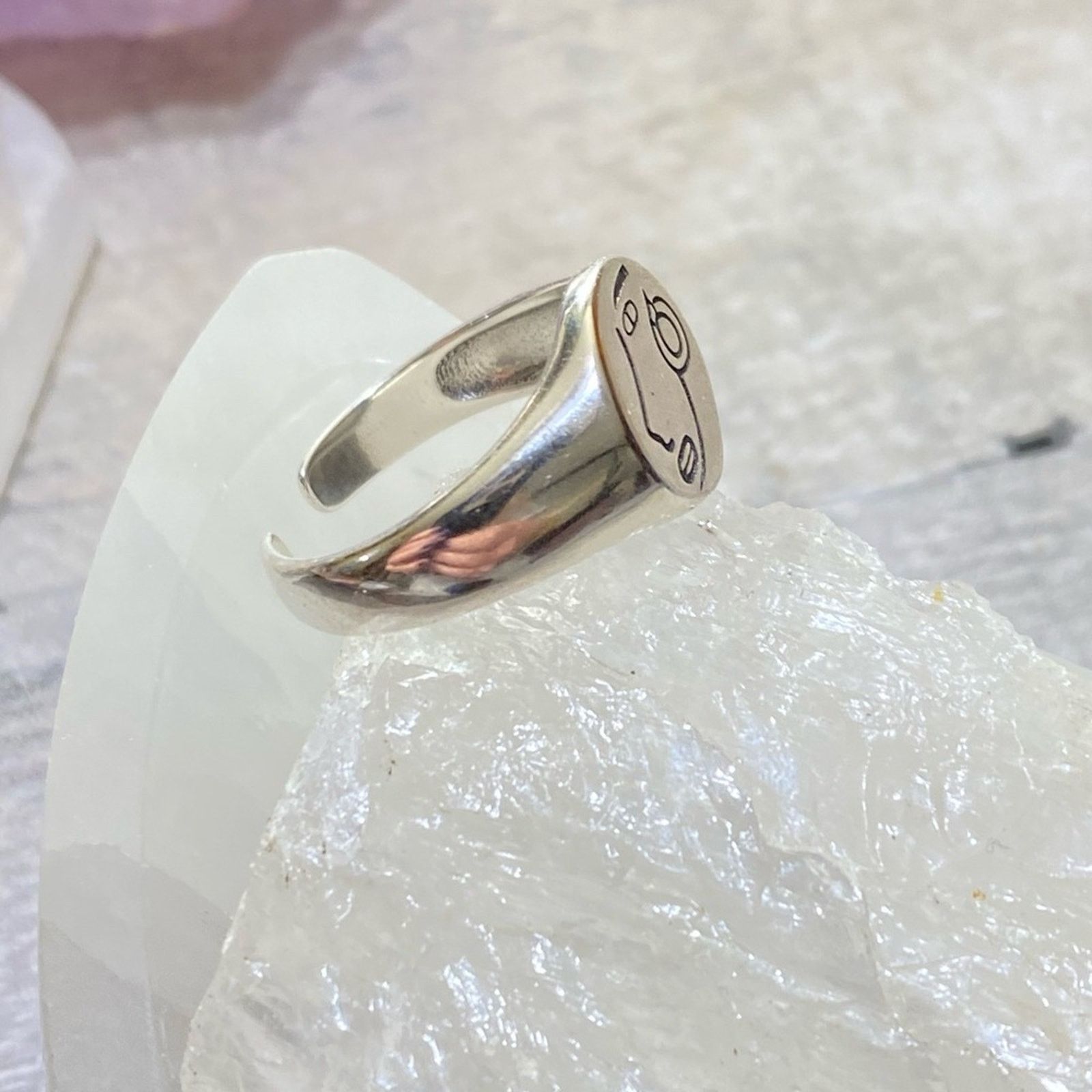 The Unbranded Brand Sterling Silver Portrait Icon Adjustable Minimalist Ring Size ONE SIZE - 5 Thumbnail