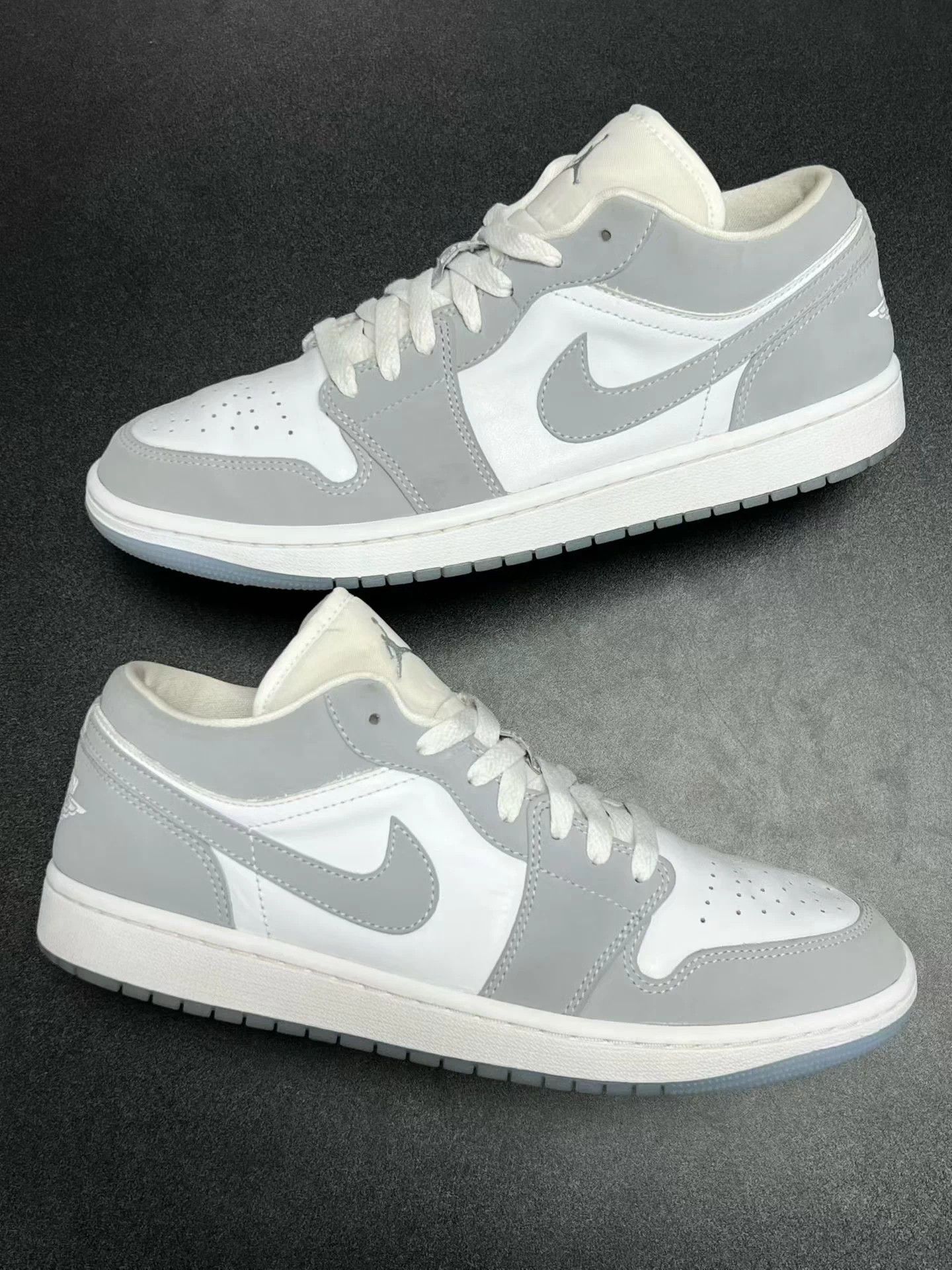 Nike Air Jordan 1 Low 'Wolf Grey' (Size 43) - Lightly Used Size US 10 / EU 43 - 4 Thumbnail