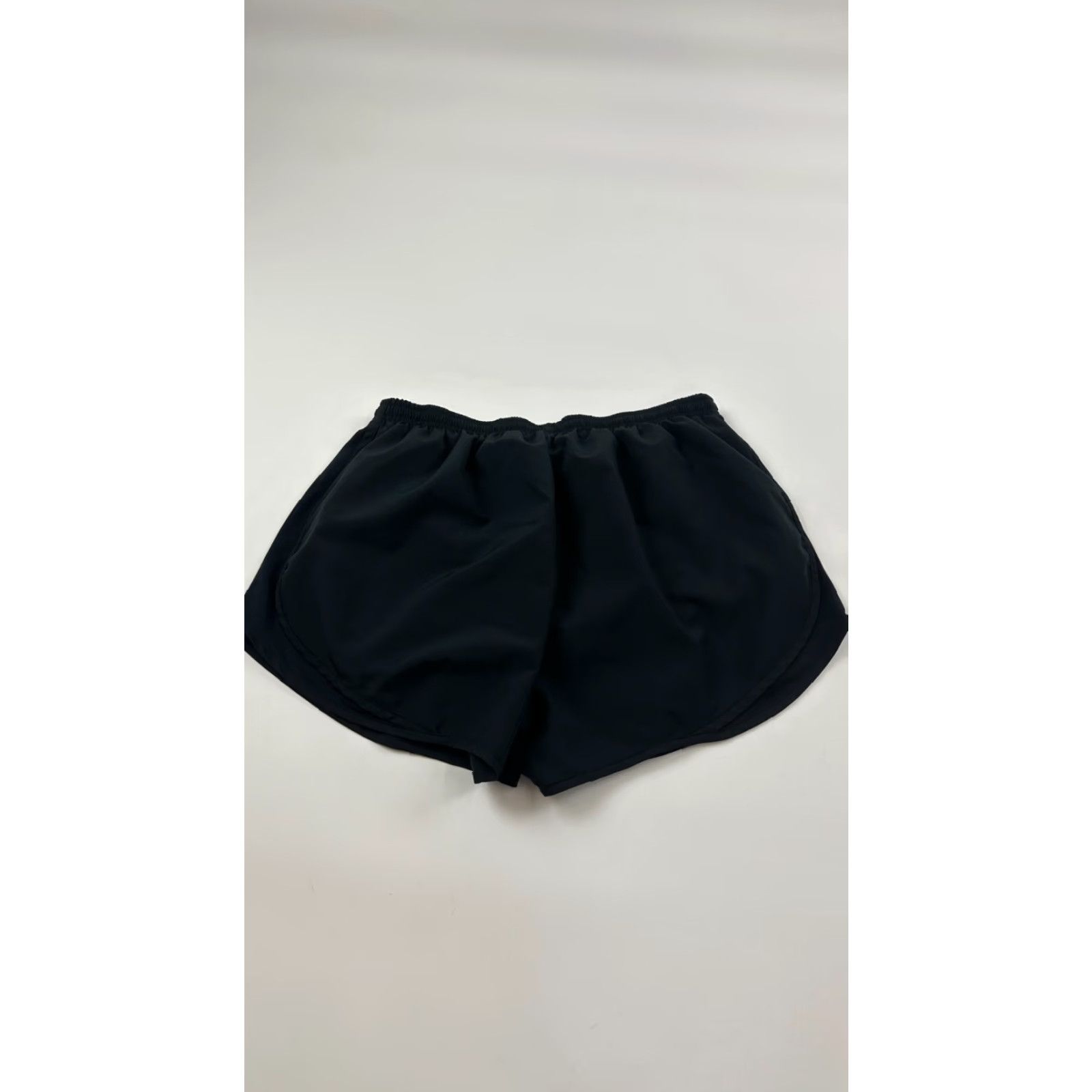 Nike Nike Shorts Womens XL Black Size 40" / US 18 - 2 Thumbnail