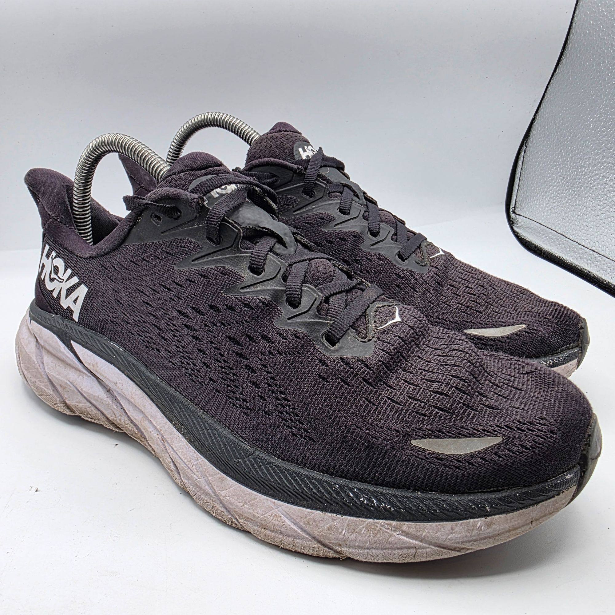 Hoka Hoka One One Clifton 8 Womens 9 B Black Athletic Shoes Runni Size US 9 / IT 39 - 1 Thumbnail