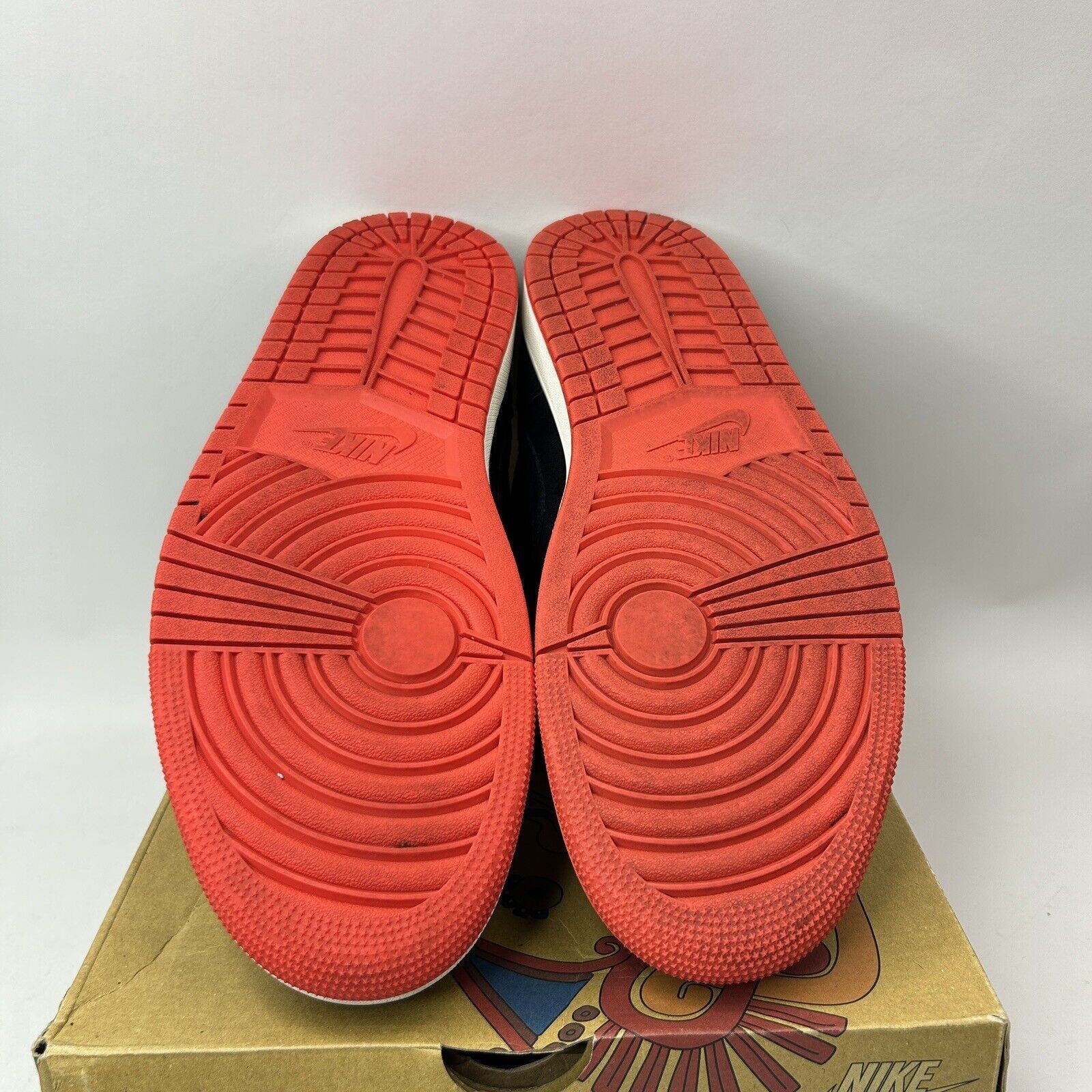 Nike Nike Shoes Air Jordan 1 Mid SE “Siempre Familia” 2024 Size US 13 / EU 46 - 7 Thumbnail