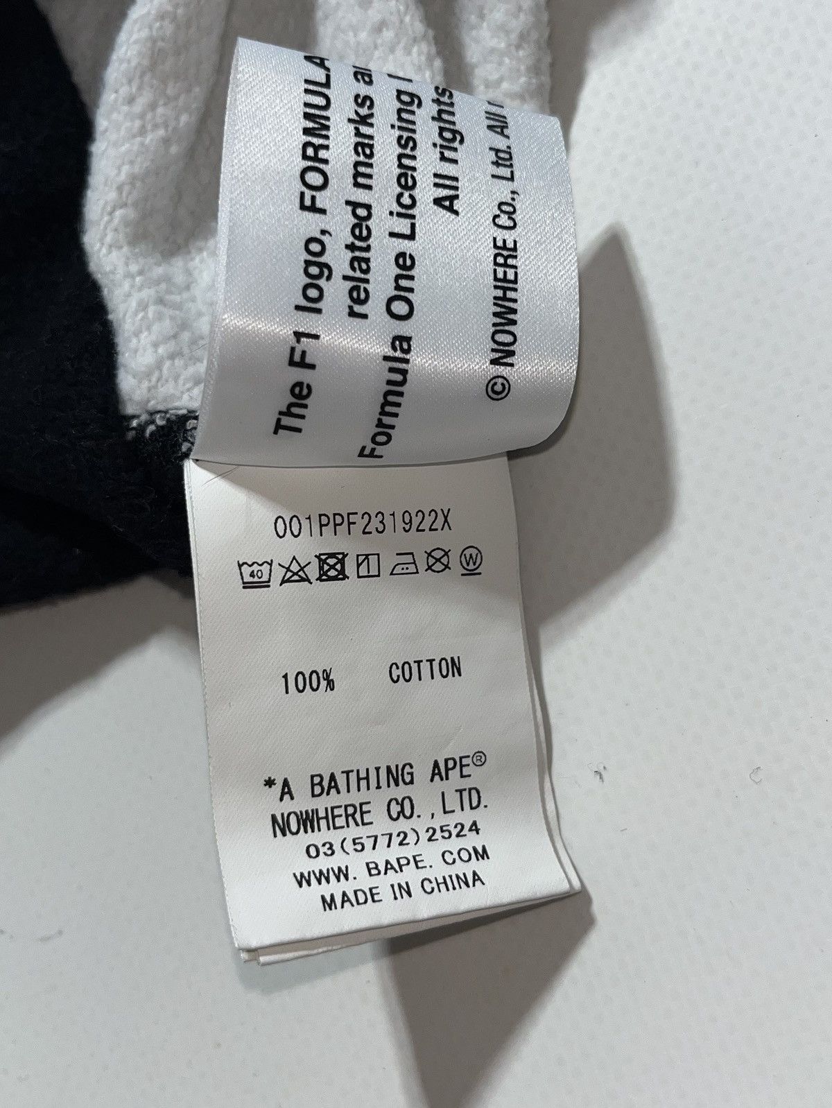 Bape BAPE x Formula 1 1000 Two Tone Hoodie Black/White Size US L / EU 52-54 / 3 - 10 Thumbnail