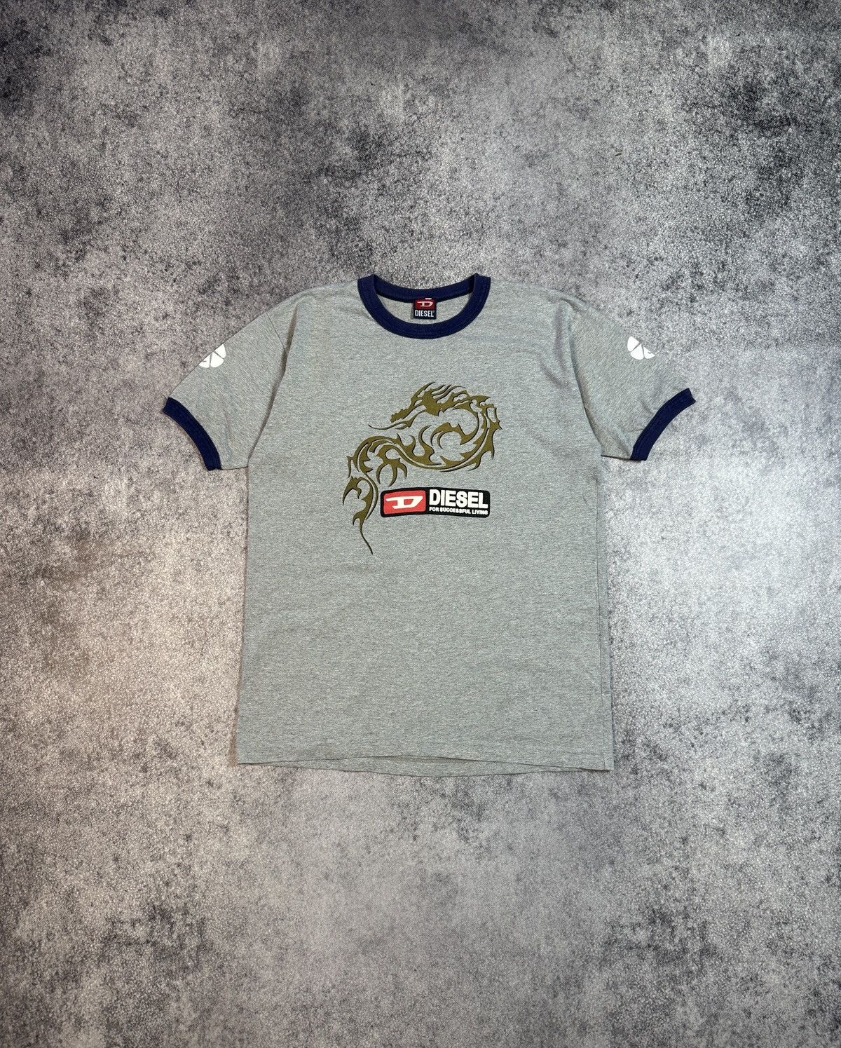 Diesel Vintage Diesel Dragon Big Logo Rare Streetwear Casual Y2K L Size US L / EU 52-54 / 3 - 1 Thumbnail