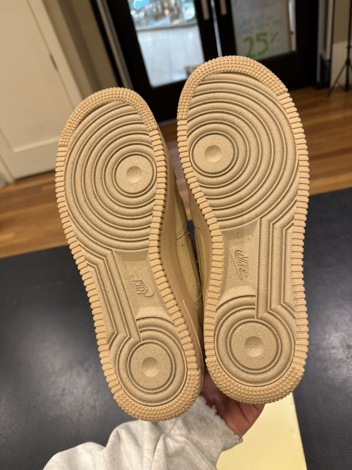 Nike Nike Air Force 1 High ‘Billie Eilish Mushroom’ Size US 8 / EU 41 - 5 Thumbnail