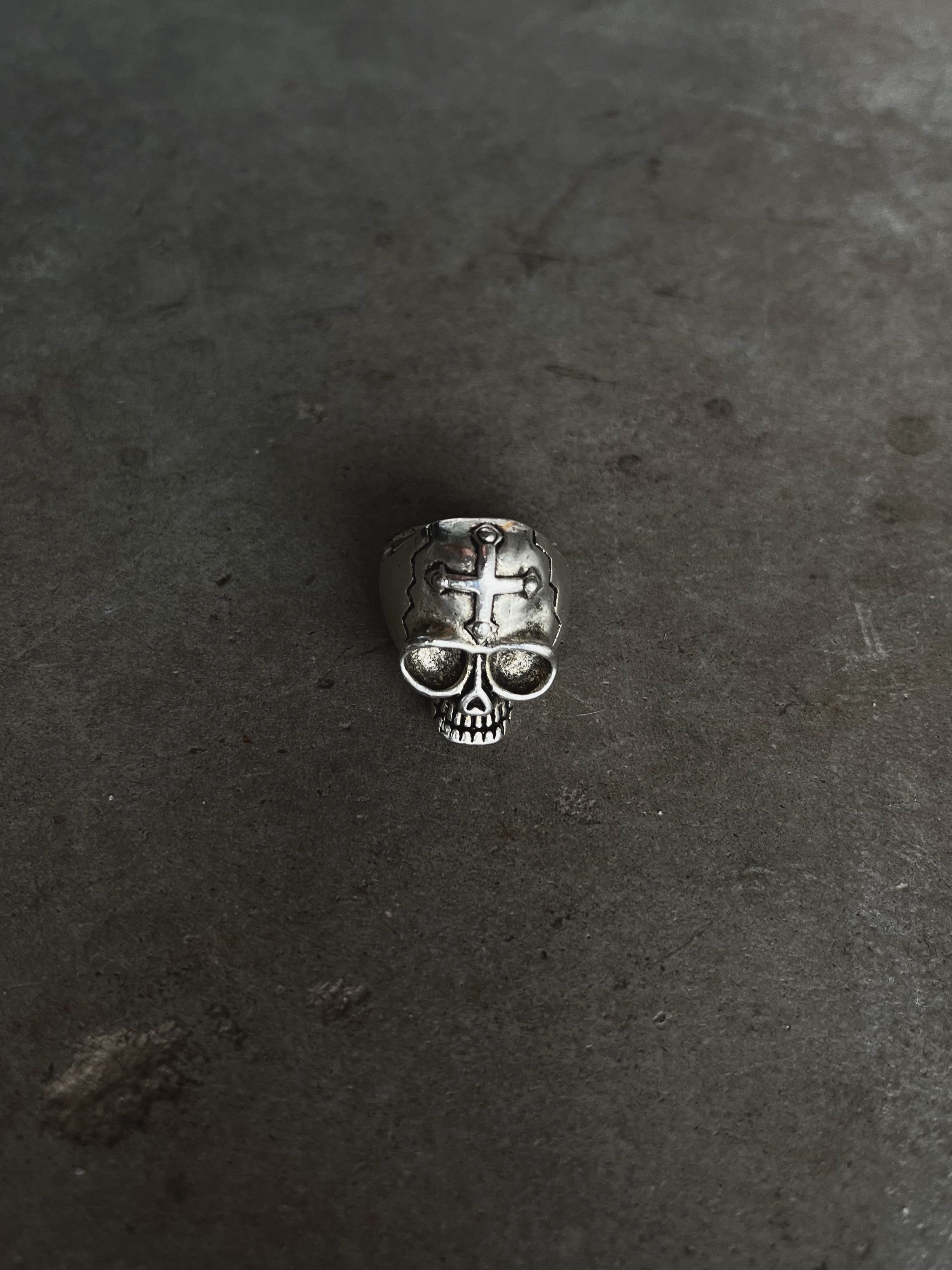 Designer × Japanese Brand gothic vintage Sterling Silver Skull Ring Size 36 - 1 Thumbnail