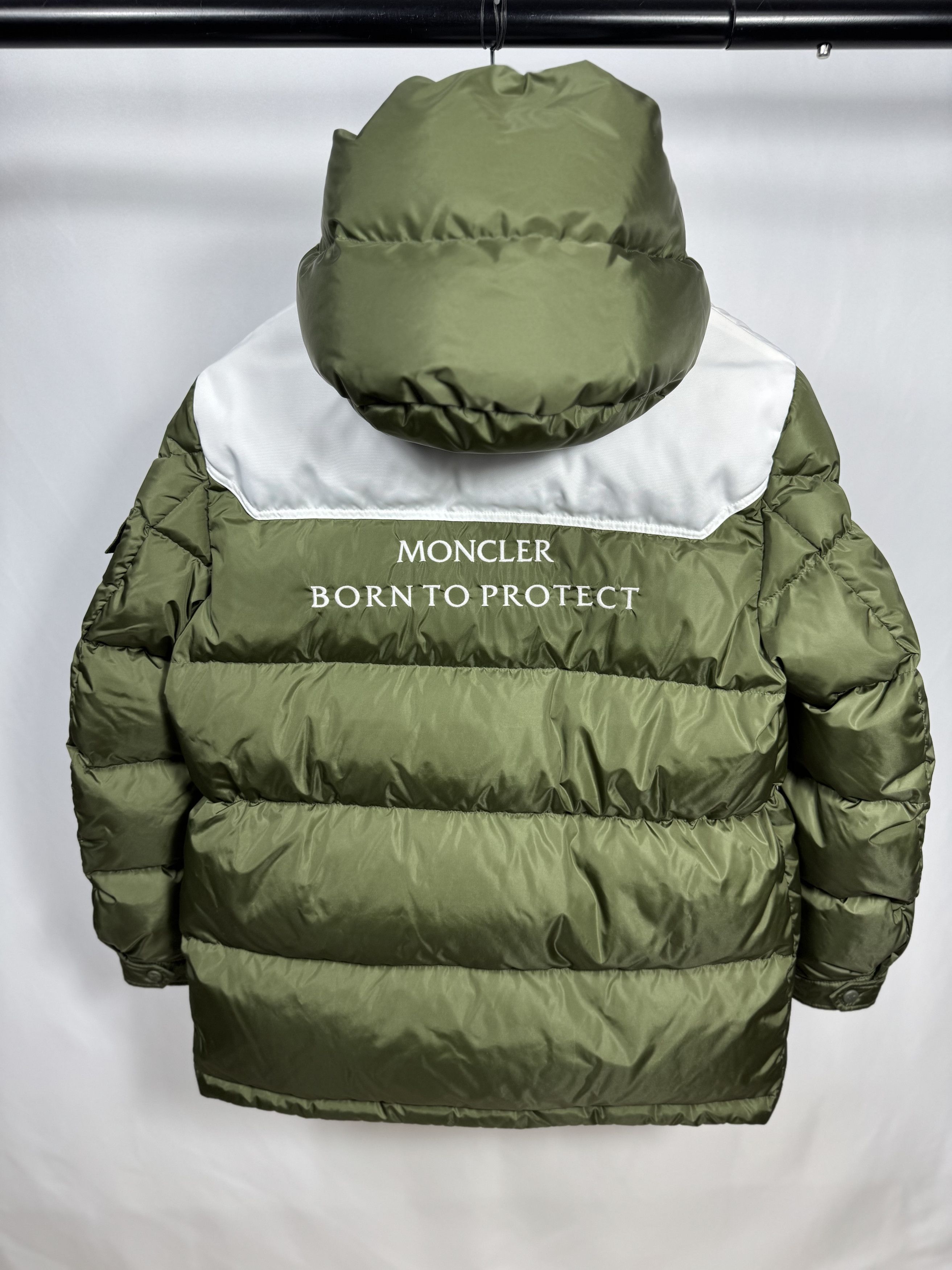 Moncler Moncler Erquy Jacket Size US S / EU 44-46 / 1 - 3 Thumbnail