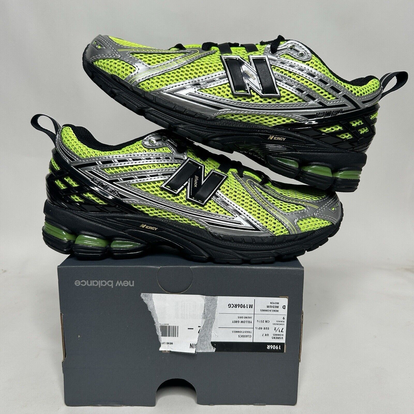 New Balance New Balance 1906R “Volt Black/Neon Green” 2024