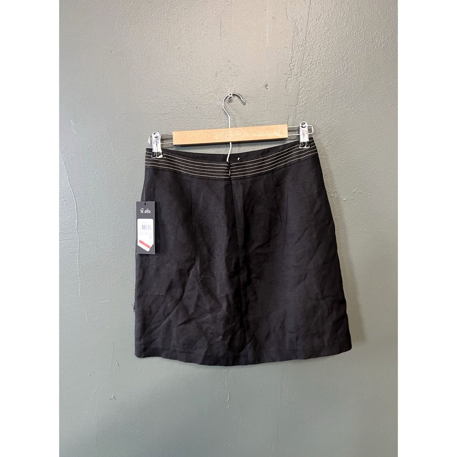 Karl Lagerfeld Karl Lagerfeld Women's Black A-Line Skirt Size 0 NWT Side Lined Knee Length Solid Regular 0 XS? Size 25" / US 0 / IT 36 - 2 Thumbnail