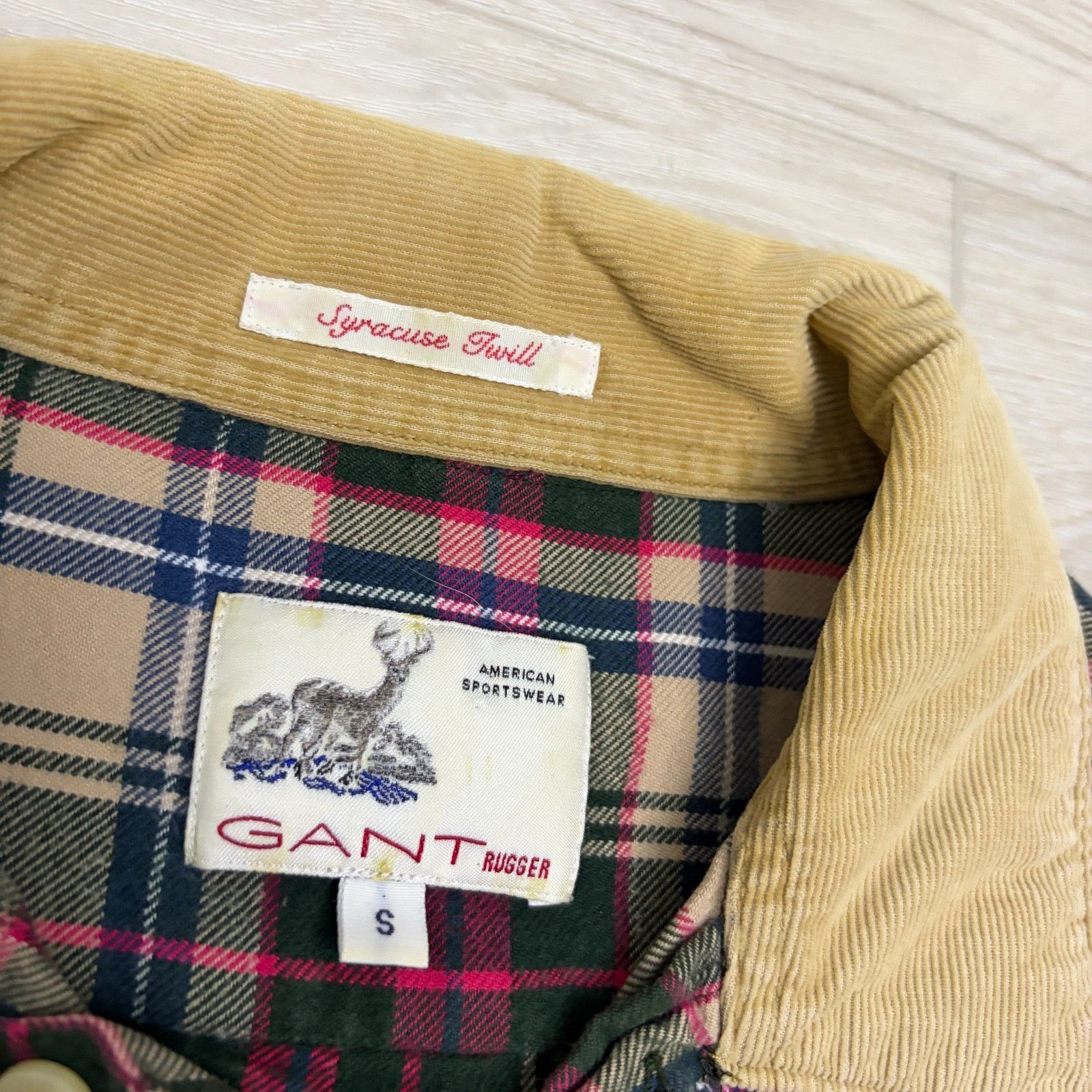 Gant GANT VINTAGE RUGGER Plaid Corduroy Button Casual Shirt Small Size US S / EU 44-46 / 1 - 4 Thumbnail