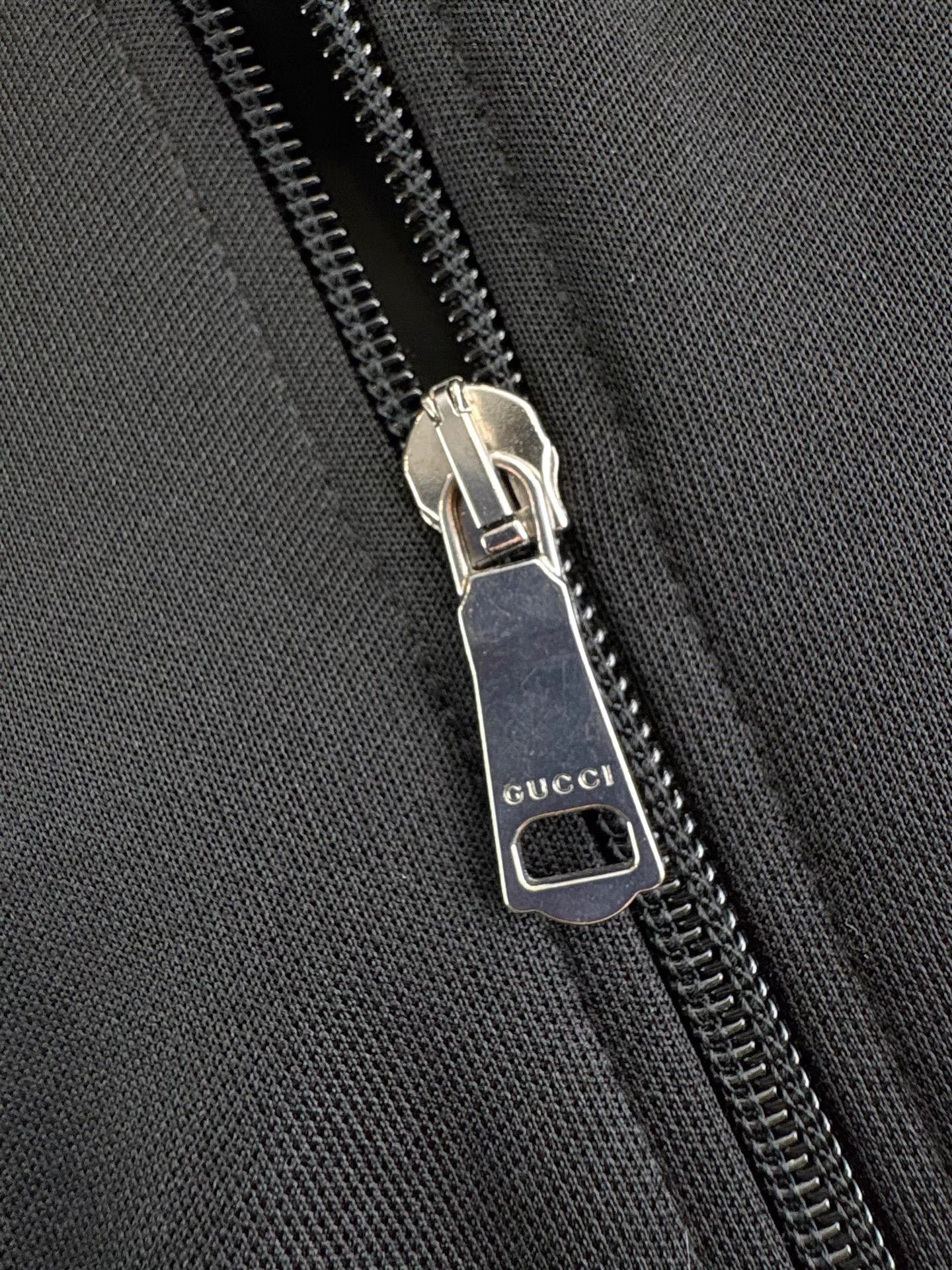 Gucci GUCCI Snake Pattern Zipper Jacket K1 Size US S / EU 44-46 / 1 - 3 Thumbnail