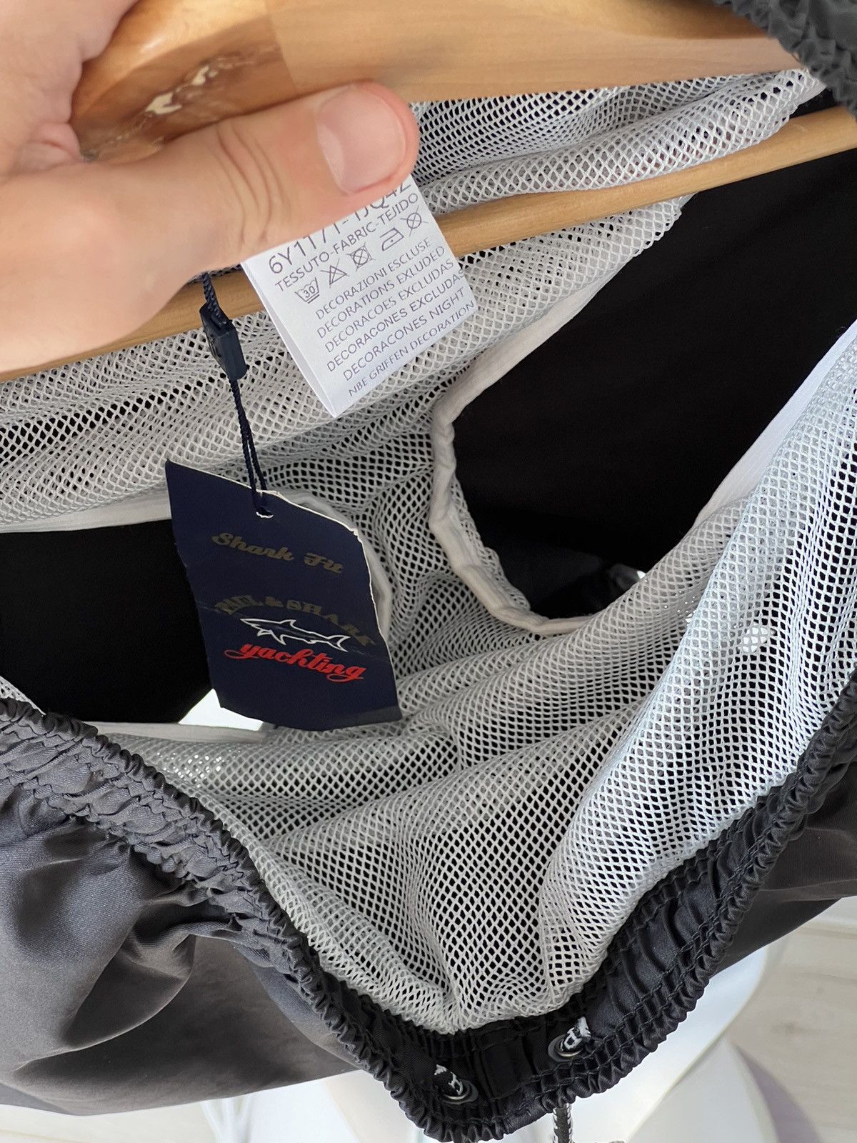 Paul & Shark × Vintage Men’s Paul & Shark nylon shorts - size M Size US 33 - 8 Thumbnail