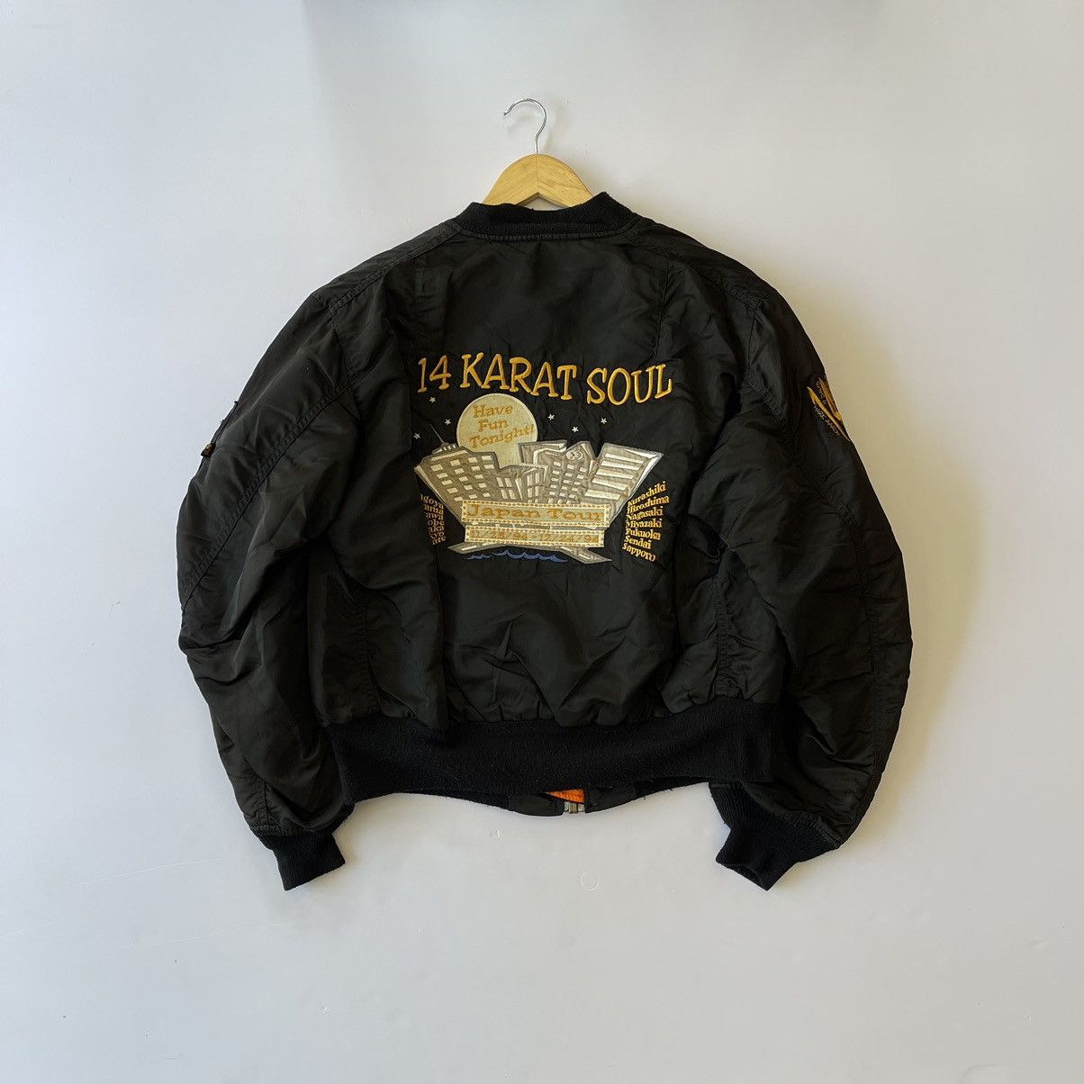 image of Vintage 70’S Alpha Jacket Flyer's Ma-1 Made In Usa in Black, Men's (Size Medium)