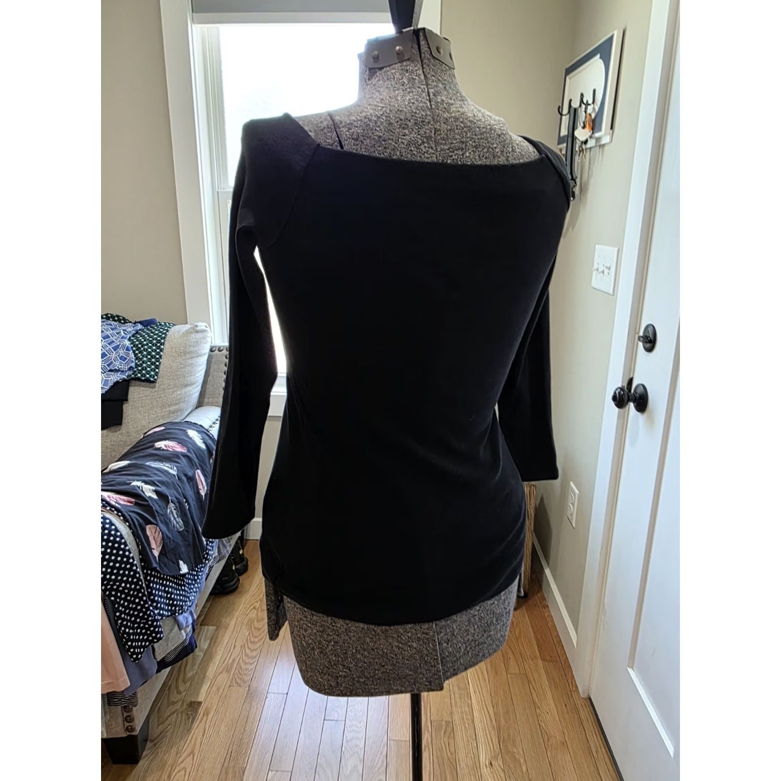 J.Crew J.CREW Long Sleeve Top Cotton Black Crew Neck S Small Women Square Neck Dark Black (Pre-owned) Size S / US 4 / IT 40 - 3 Thumbnail
