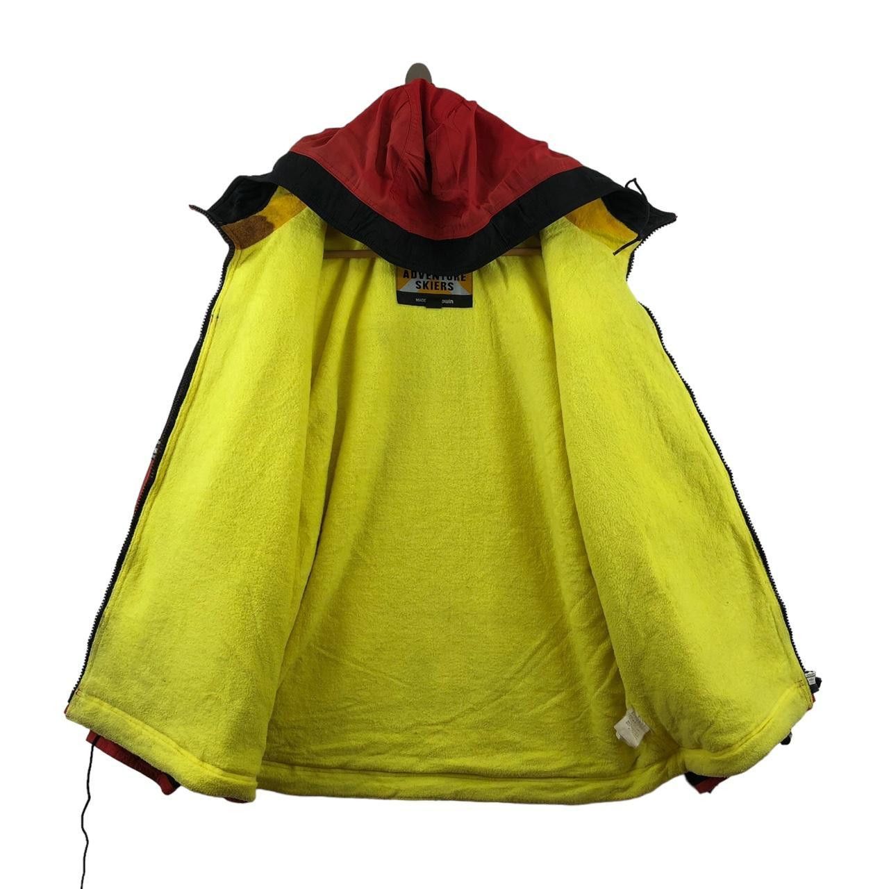Ellesse Vintage ELLESSE GOLDWIN Adventure Skiers Red Jacket Parka Size US L / EU 52-54 / 3 - 5 Thumbnail