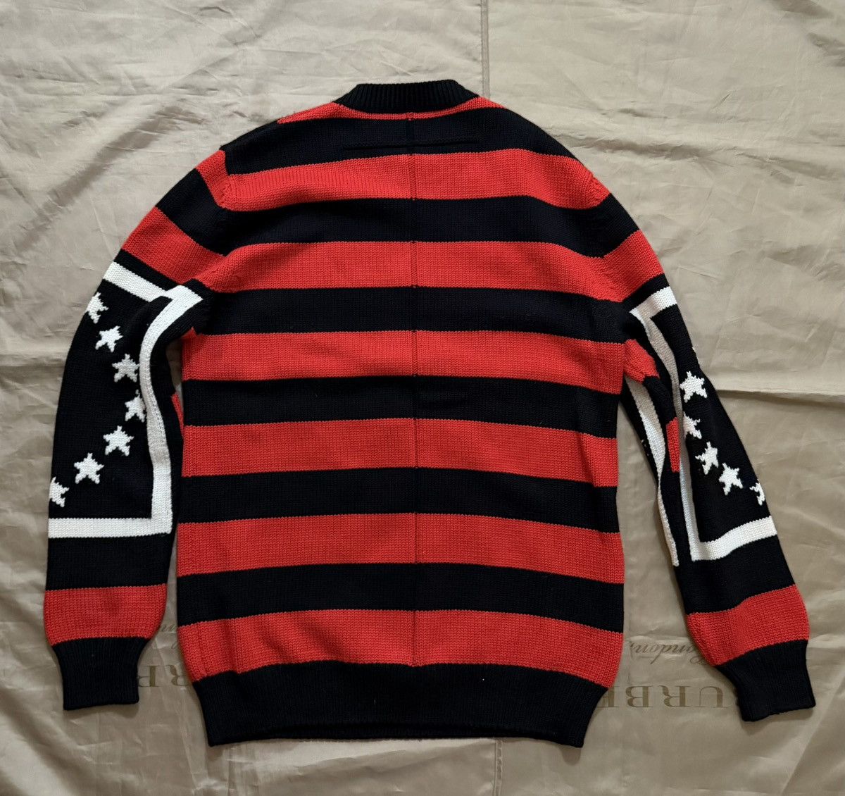 Givenchy Givenchy Horizontal Striped Crew-neck Sweater size L Size US L / EU 52-54 / 3 - 7 Thumbnail