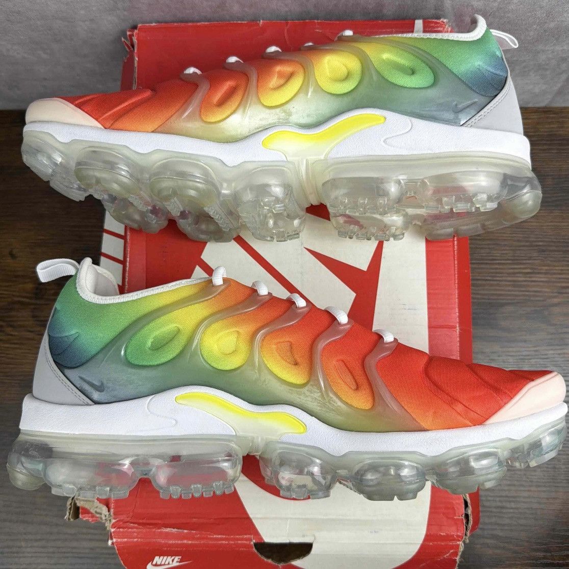 Nike NEW Nike Air VaporMax Plus Rainbow Tie-Dye Air 924453-103 OG Size US 13 / EU 46 - 4 Thumbnail