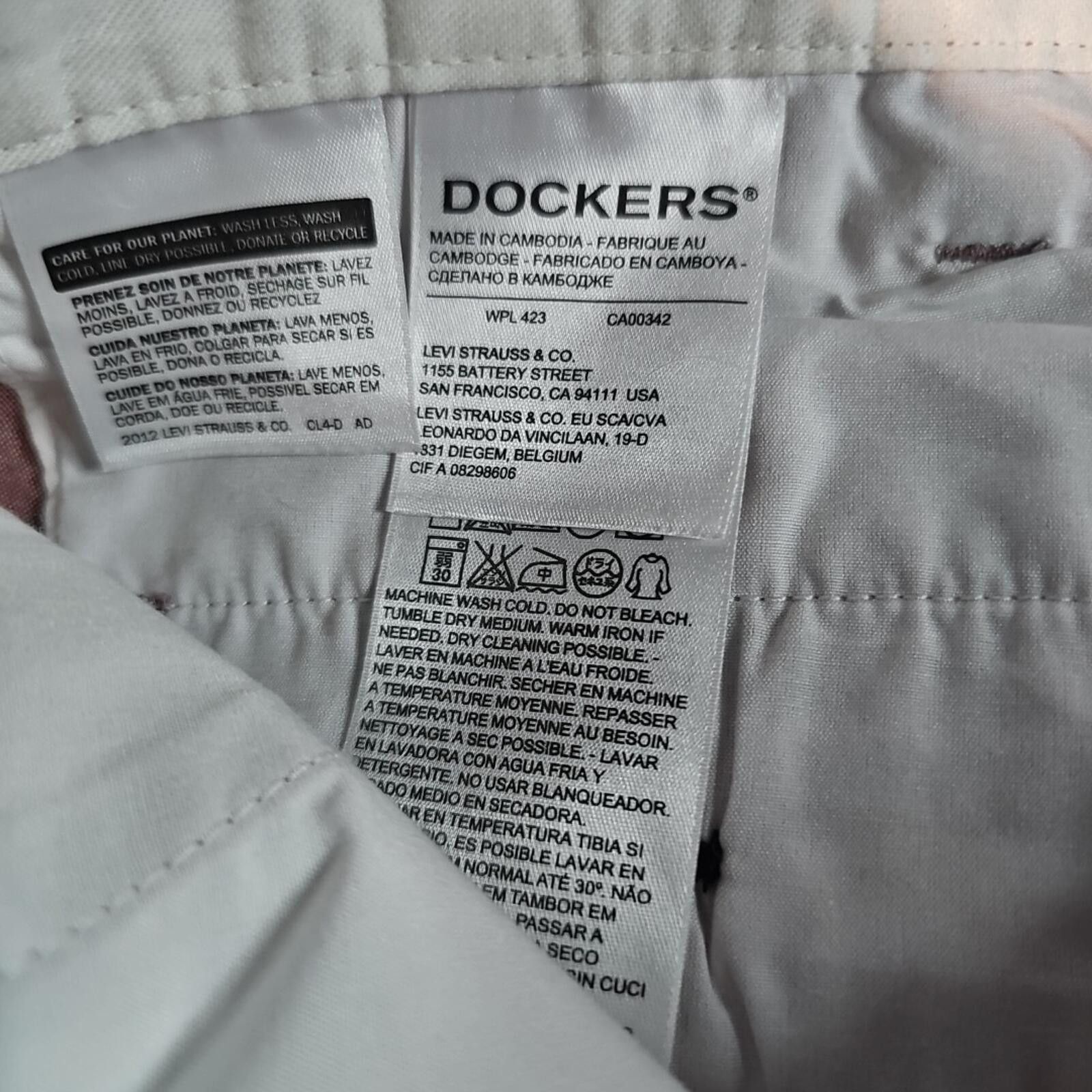Dockers Dockers Sz 40 Pink Shorts Size US 40 / EU 56 - 3 Thumbnail