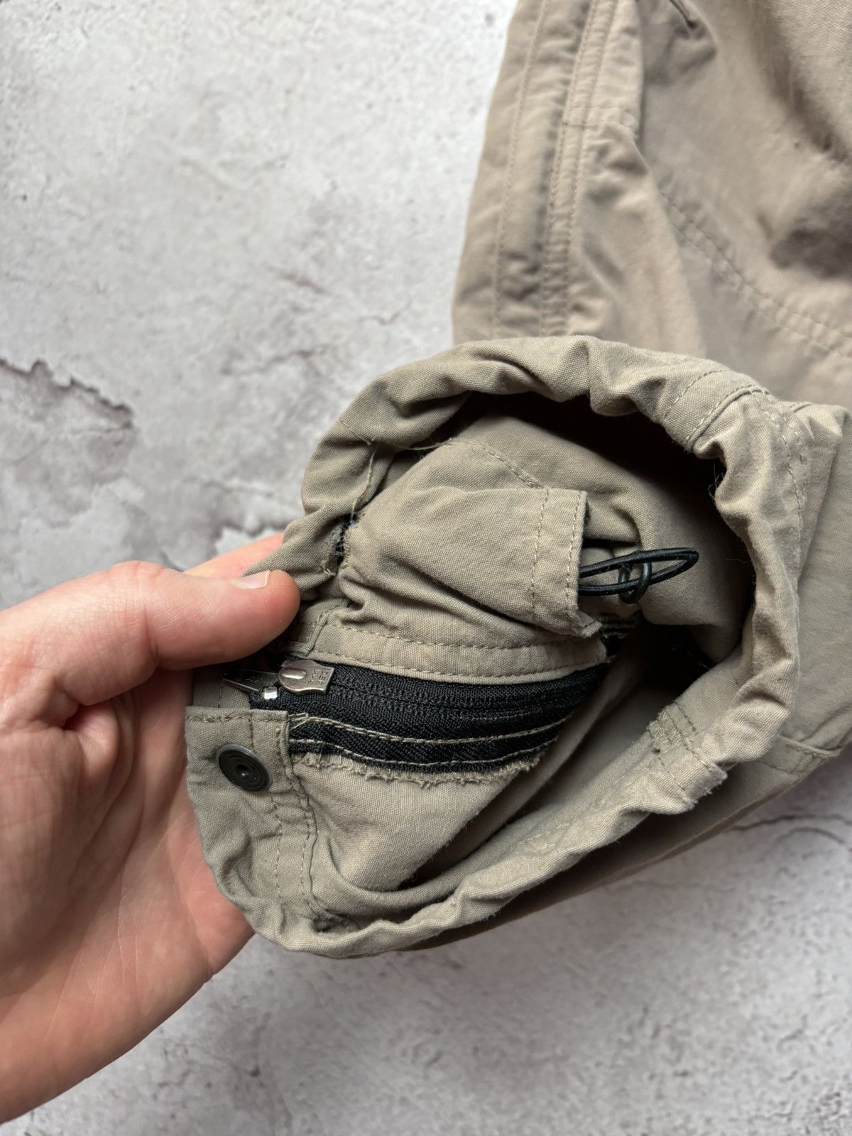 Mountain Hardwear Vintage Mountain Hardwear Tech Pants Brown Mens M [2000s] Size US 32 / EU 48 - 4 Thumbnail