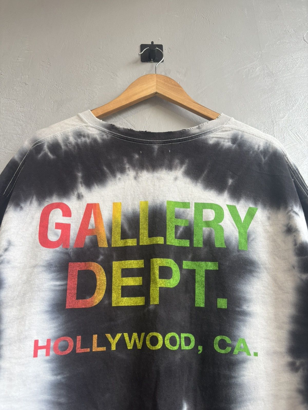 Gallery Dept. Gallery Dept peace tie dye tee Size US L / EU 52-54 / 3 - 4 Thumbnail