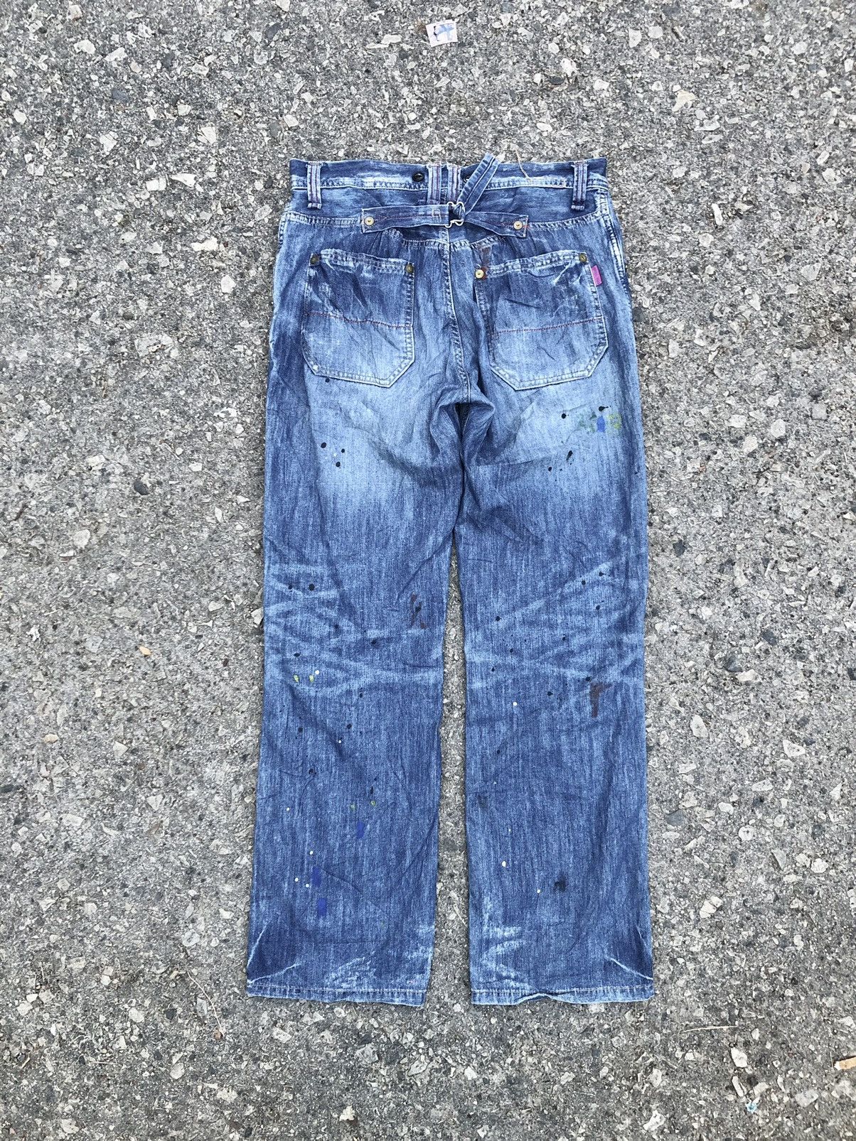 Japanese Brand SPLATTER PAINT BUCKLE BACK JEANS BY CUBE SUGAR Size US 32 / EU 48 - 2 Thumbnail