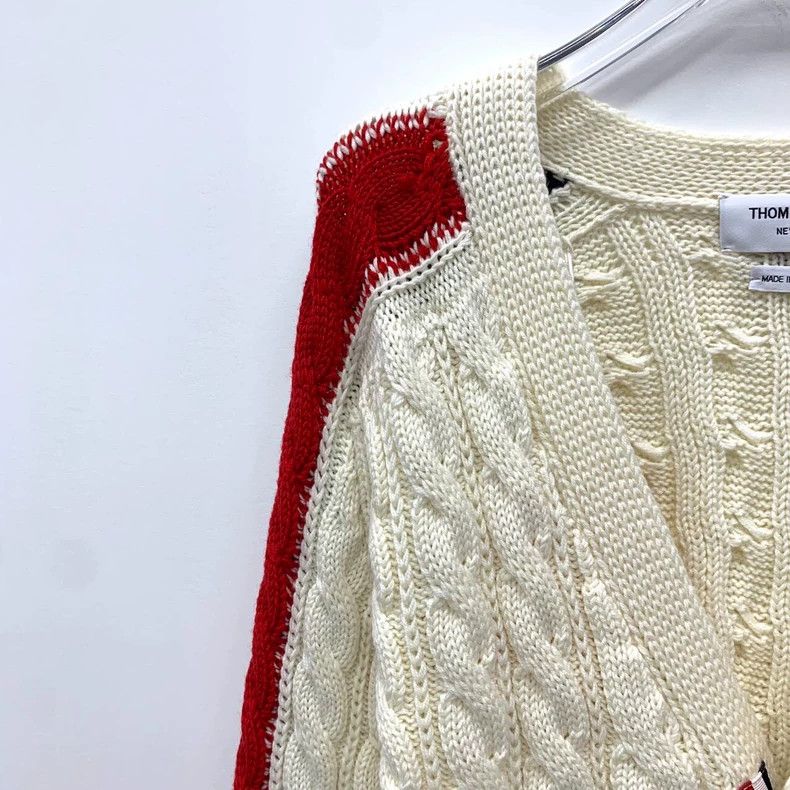 Thom Browne Thom Browne Beige twisted wool V-neck long-sleeved knitted Size US M / EU 48-50 / 2 - 3 Thumbnail