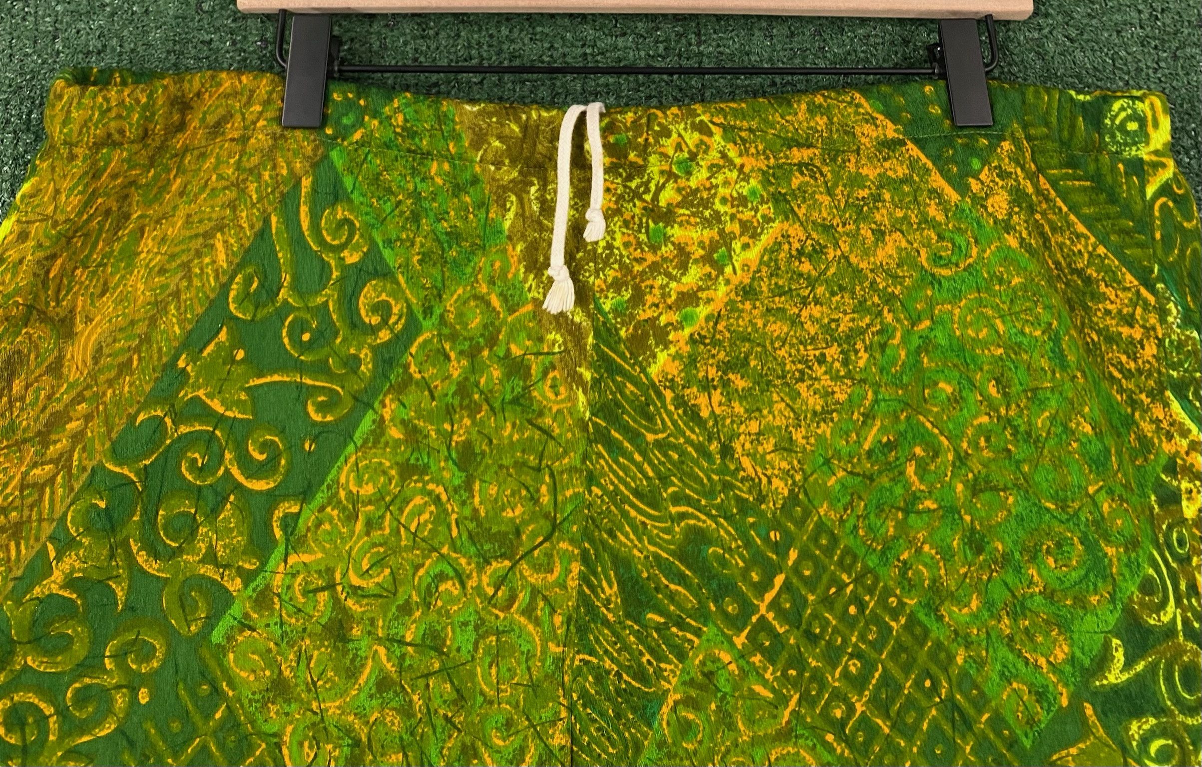 Vintage 90’s Cheeters Surf Line Hawaii Green Patterned Shorts Large Size US 36 / EU 52 - 2 Thumbnail
