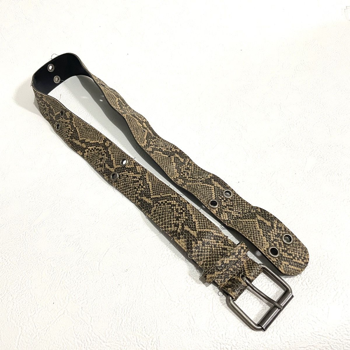 If Six Was Nine Vintage y2k snake skin belt Size ONE SIZE - 2 Thumbnail