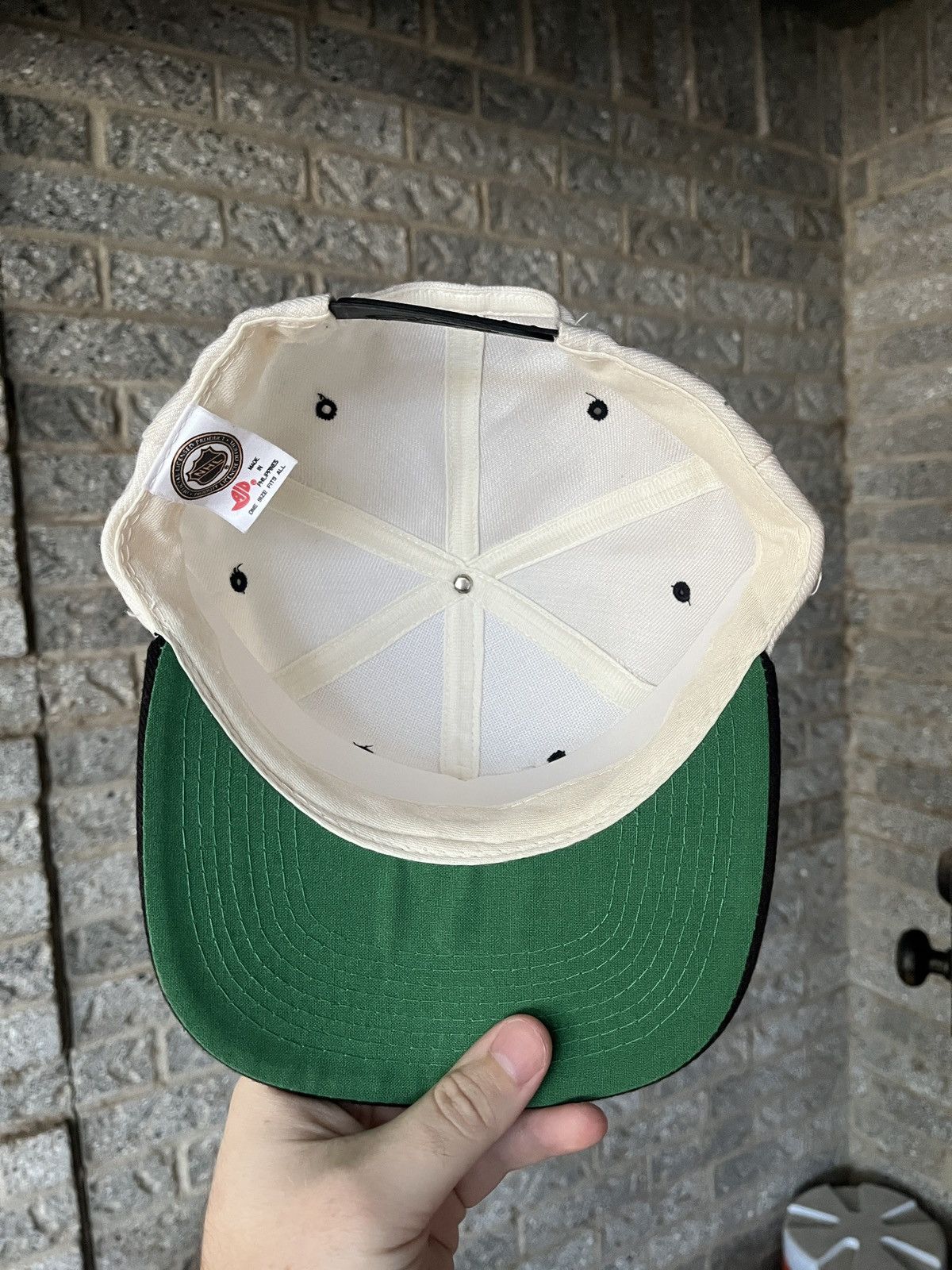 Sports Specialties × Vintage Vintage NHL Pittsburgh Penguins Wool SnapBack Hat Size ONE SIZE - 2 Thumbnail