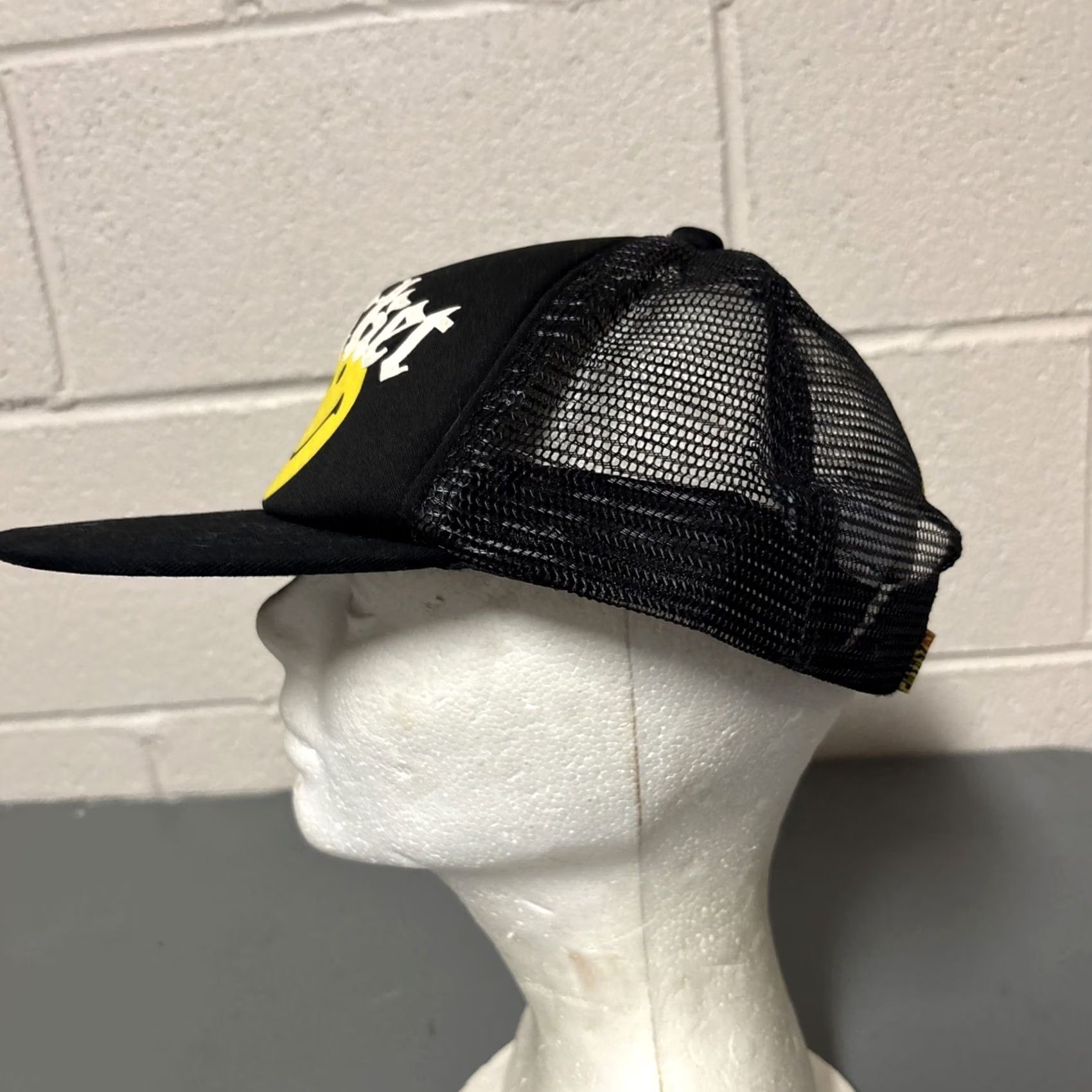 Market Market Trucker Cap Black Smile Mens Casual Workwear Hat Size ONE SIZE - 6 Thumbnail