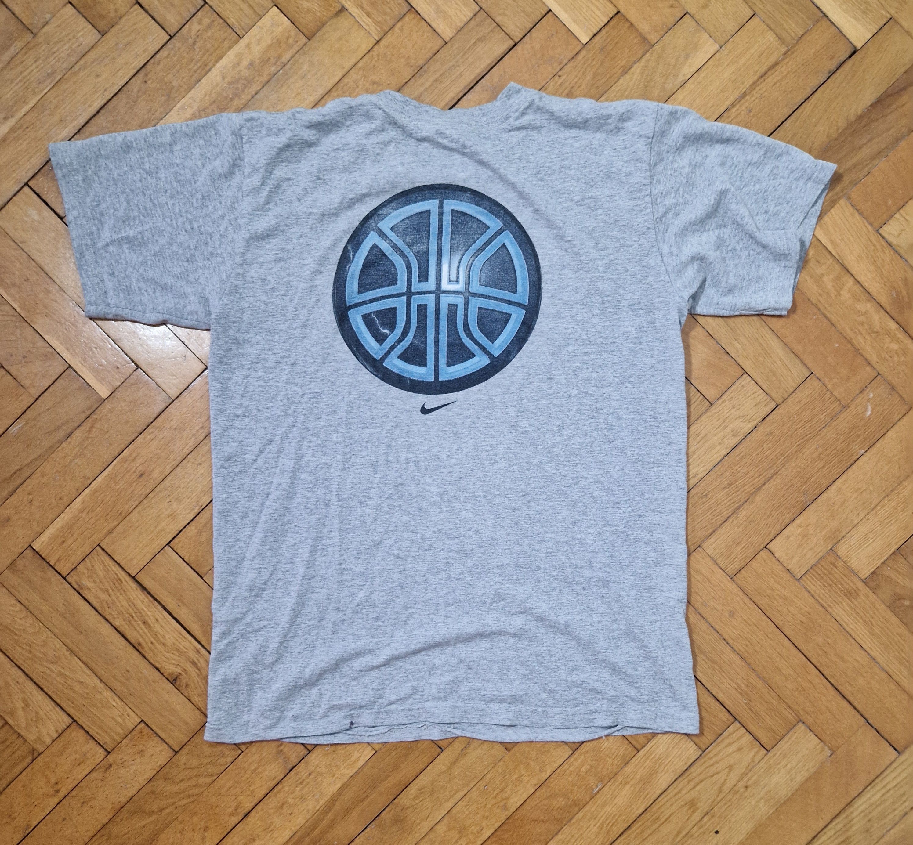 Nike Nike 2000s y2k vintage t-shirt Size US M / EU 48-50 / 2 - 1 Thumbnail