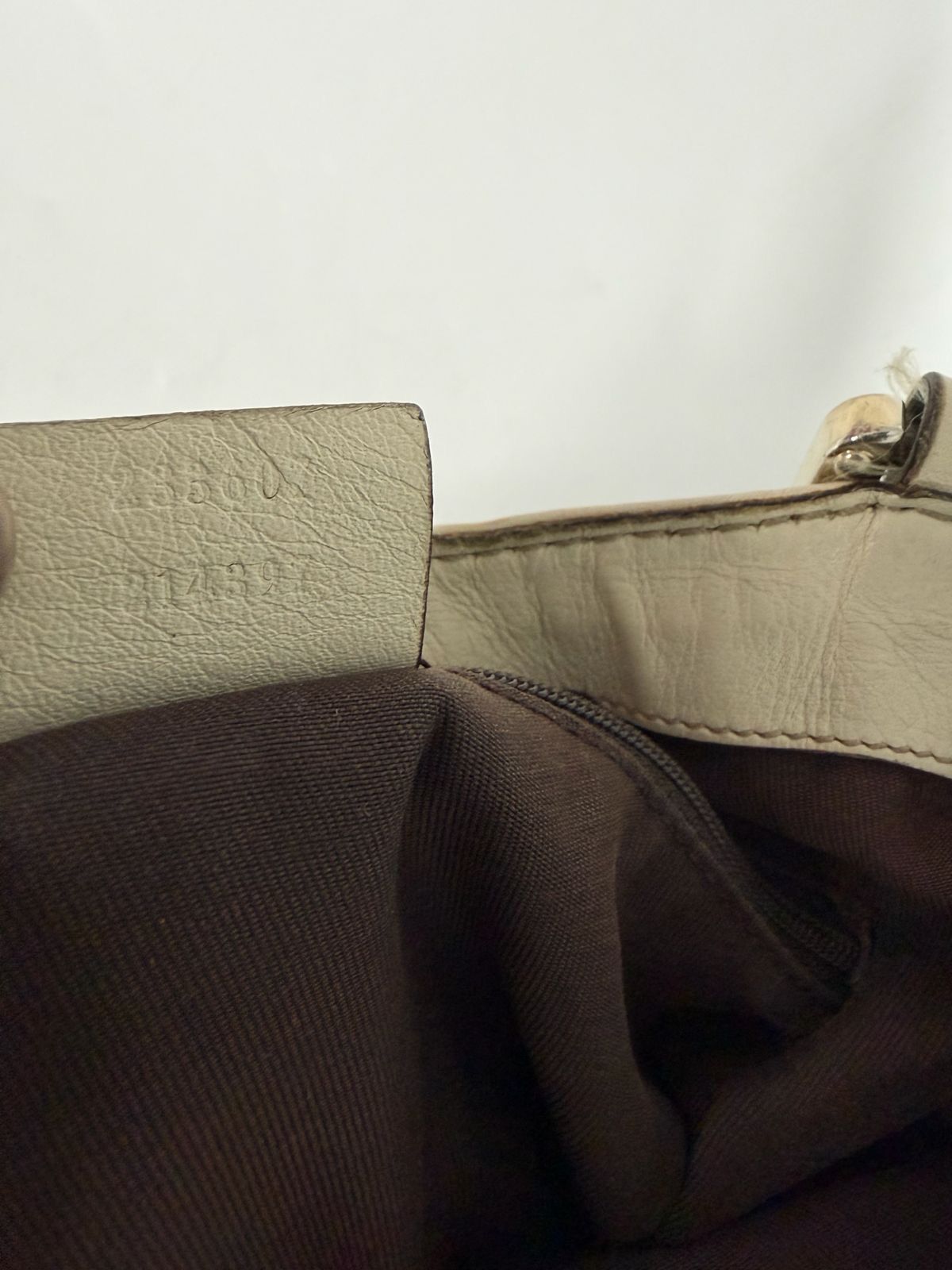 Gucci Gucci BeigeWhite GG Canvas Leather Medium Ladies Web Tote Size ONE SIZE - 9 Thumbnail