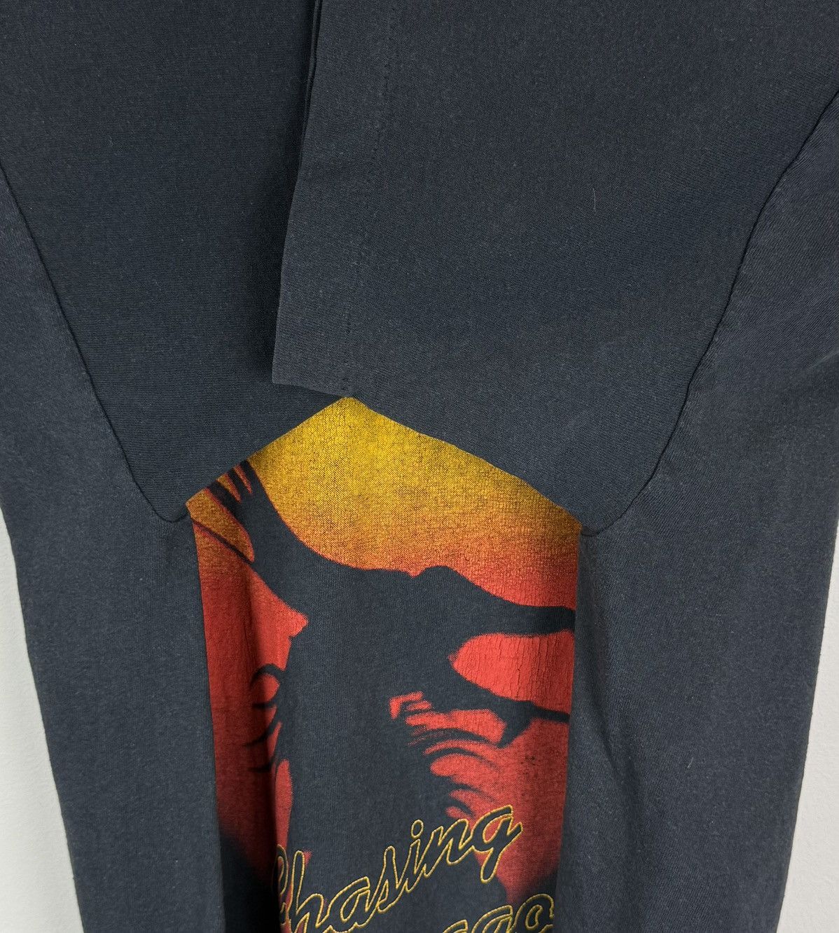 Band Tees Vintage John Wetton Chasing The Dragon 1995 Tour T-Shirt Size US XL / EU 56 / 4 - 5 Thumbnail