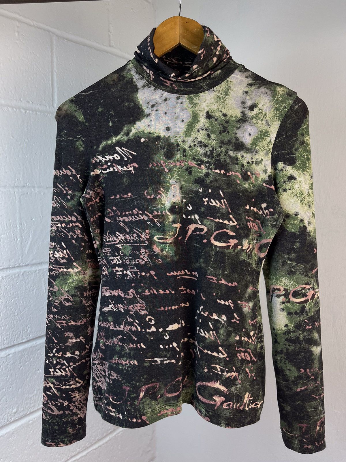 Jean Paul Gaultier 2000s Jean Paul Gaultier Script Lattering Turtleneck Size US S / EU 44-46 / 1 - 5 Thumbnail