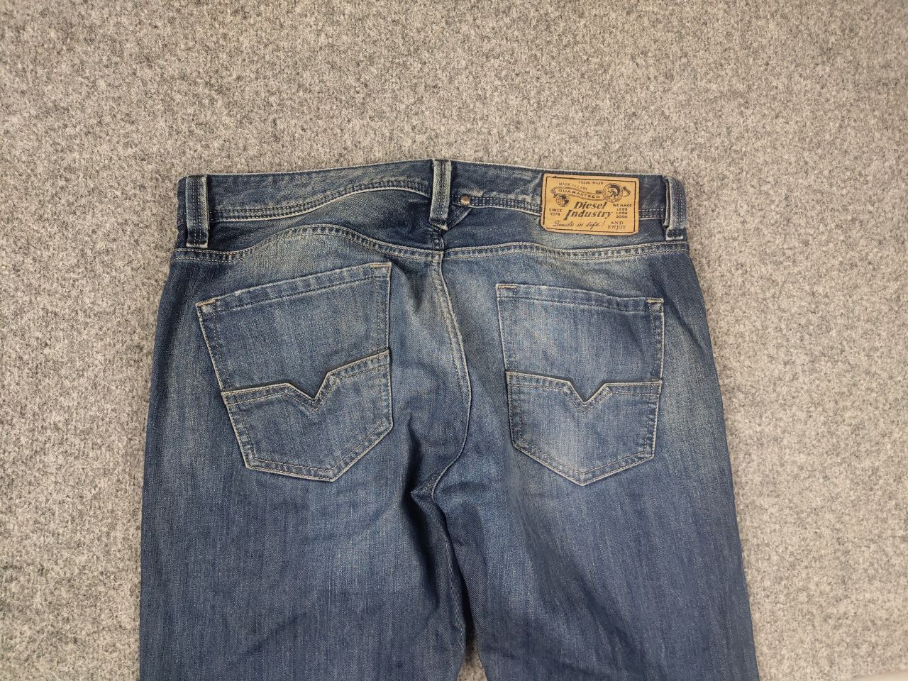 Diesel Vintage Diesel larkee Faded denim Y2k Straight cut jeans LGB Size US 32 / EU 48 - 8 Thumbnail