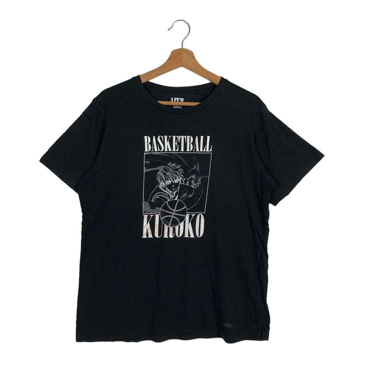 Japanese Brand VINTAGE BASKETBALL KUROKO JAPAN UNIQLO T-SHIRT Size US L / EU 52-54 / 3 - 1 Thumbnail