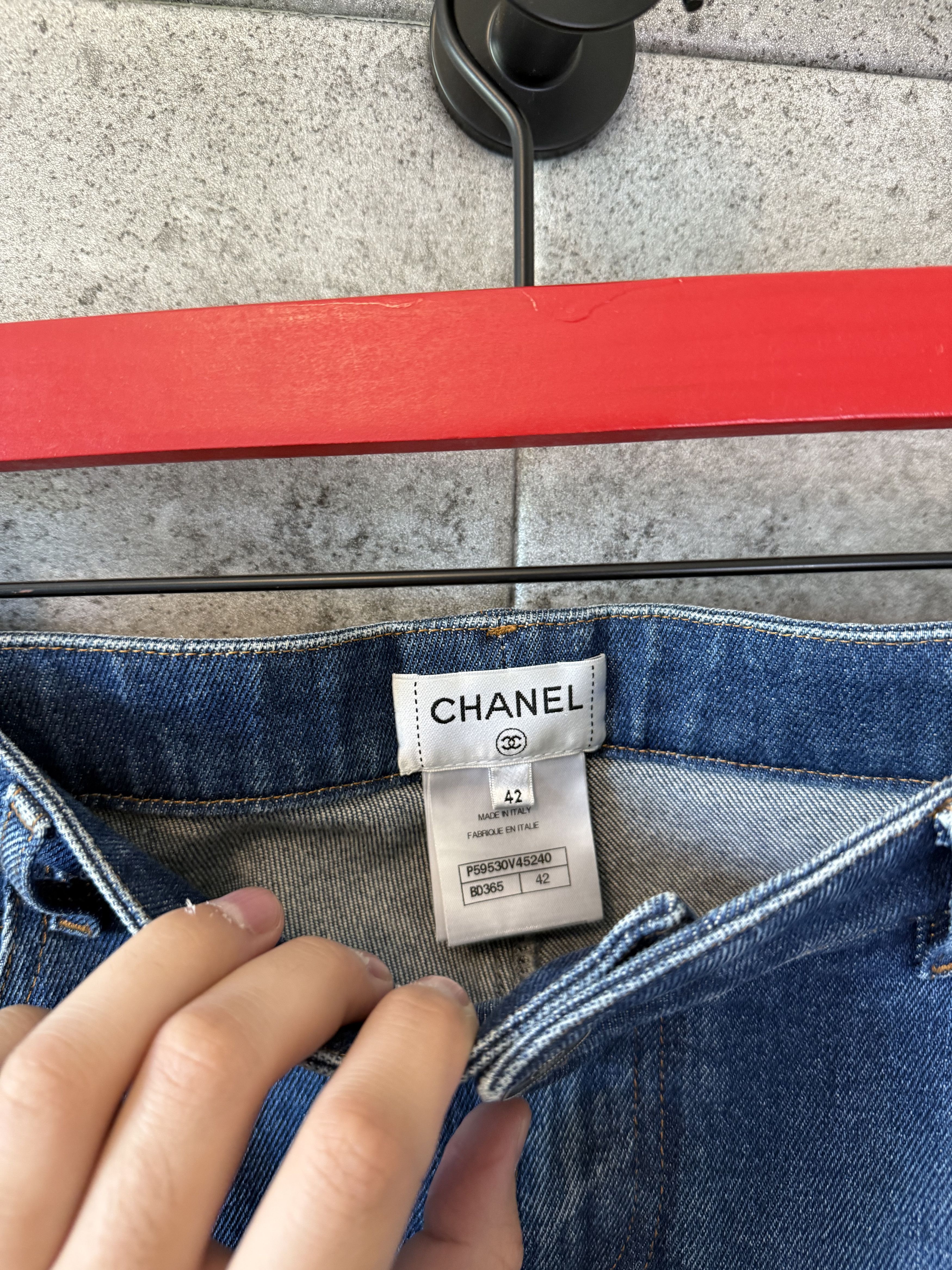 Chanel Chanel skinny embroidered double C denim Size US 31 - 8 Thumbnail