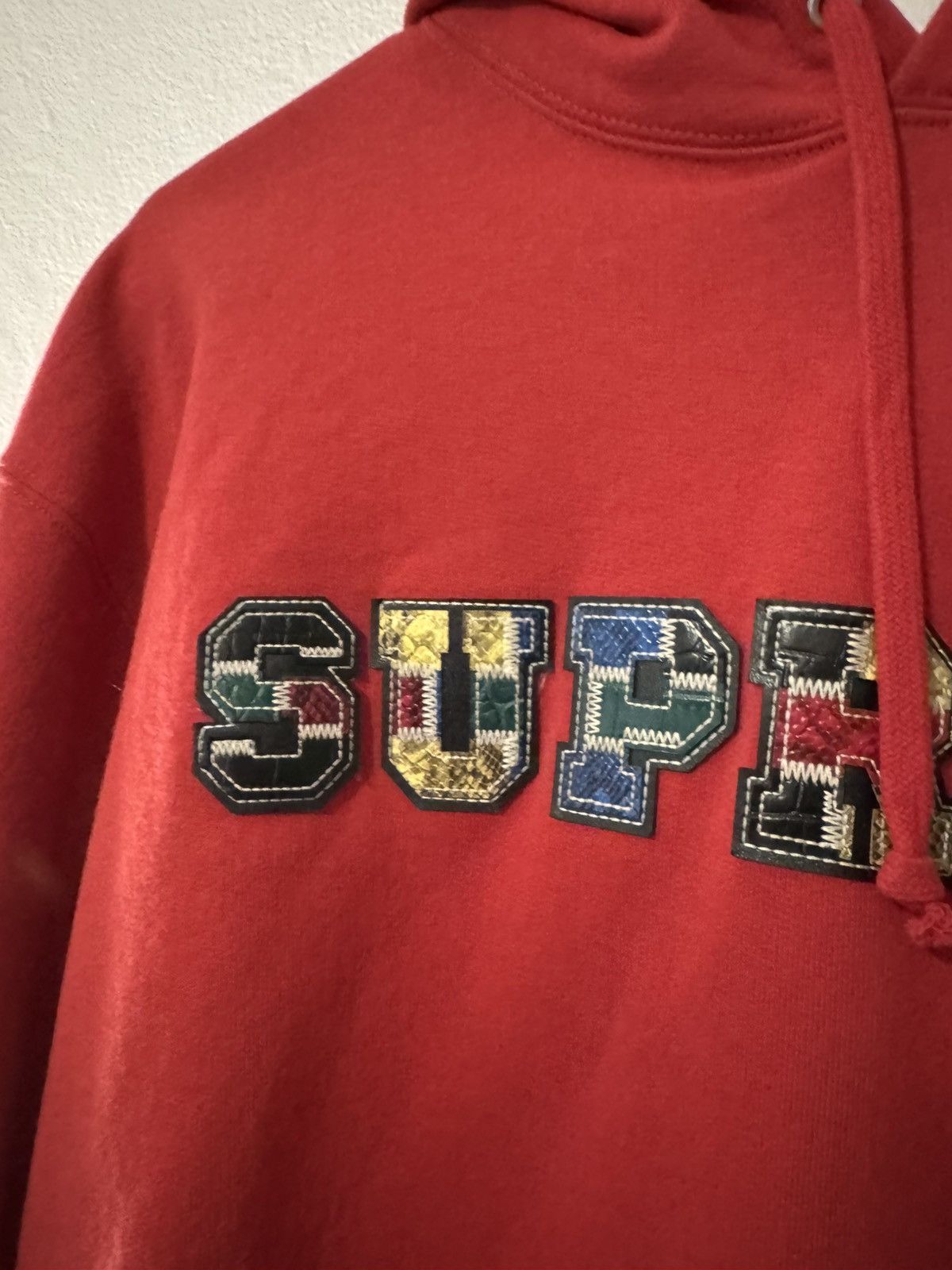 Supreme Supreme leather patch logo hoodie Size US L / EU 52-54 / 3 - 2 Thumbnail