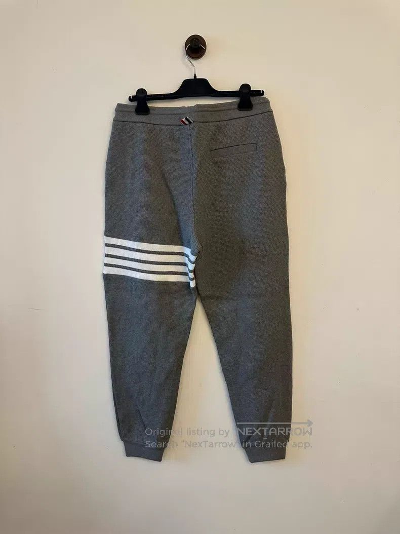 Thom Browne Thom Browne size 5 Gray Waffle Sweatpants Size US 32 / EU 48 - 2 Thumbnail