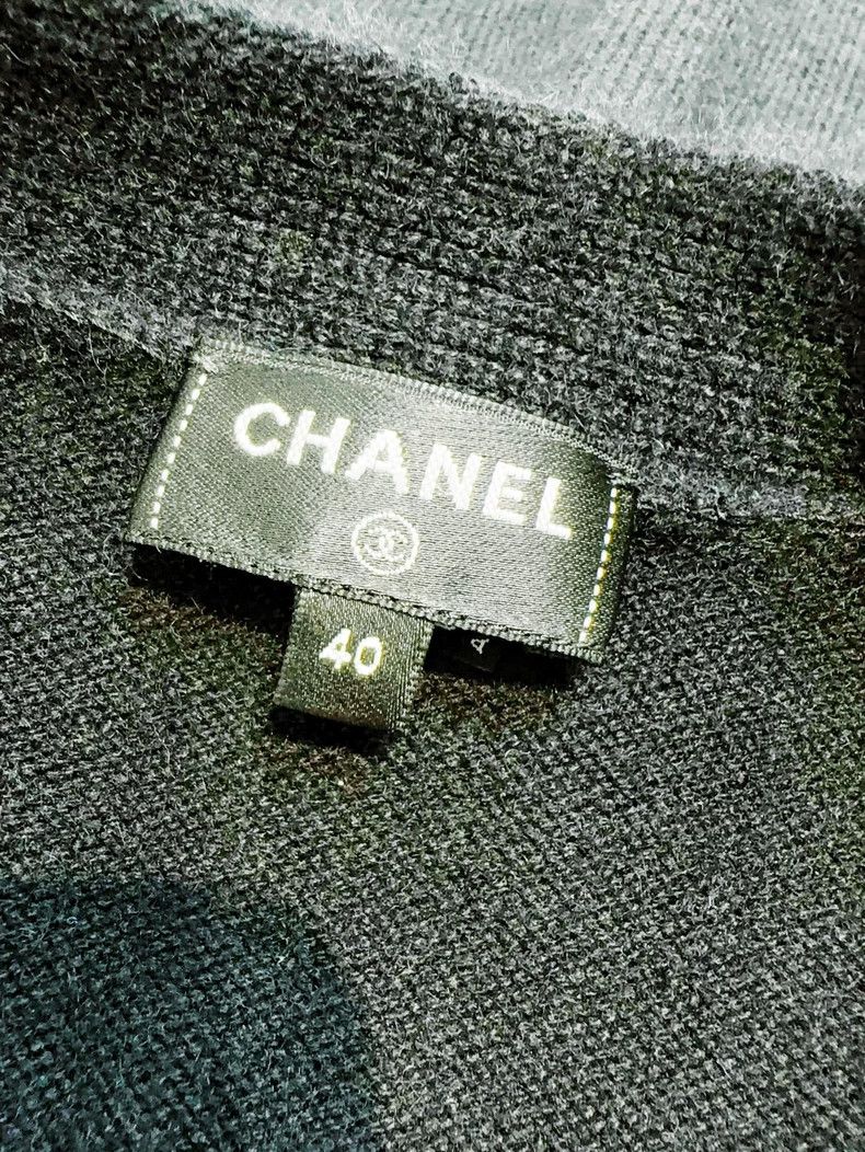Chanel Chanel Cashmere knitted four-pocket logo chain decorative Size S / US 4 / IT 40 - 5 Thumbnail