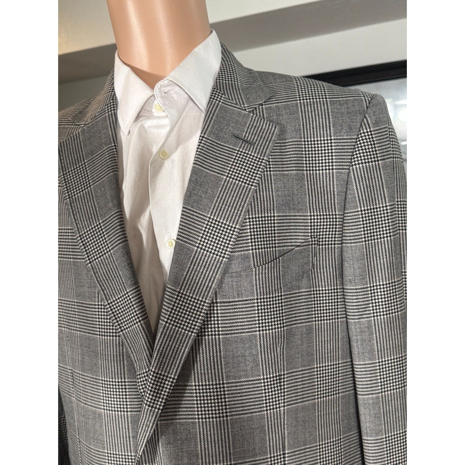 Tom Ford Tom Ford New w Tags PrinceWales Houndstooth Blazer 56 EU 46R Size 46R - 18 Thumbnail