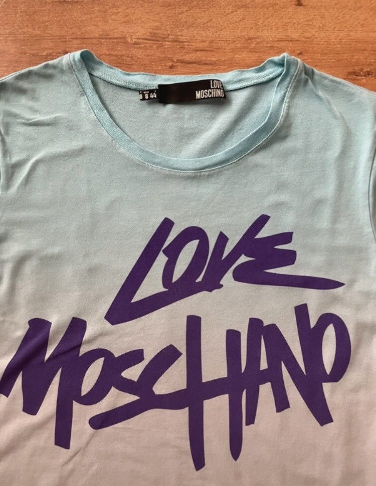 Moschino × Vintage Blue Pink Ombre Short Sleeve Moschino Tee Center Logo Size L Size L / US 10 / IT 46 - 2 Thumbnail