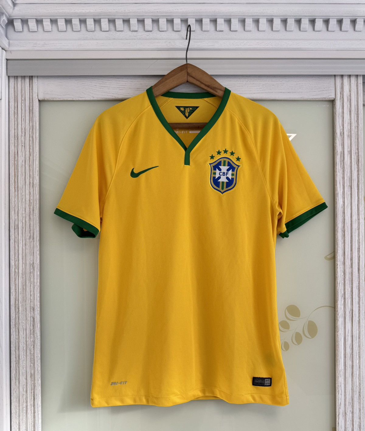Nike Brazil 2014-2015 Home Soccer Jersey Football Shirt Kit Size US M / EU 48-50 / 2 - 1 Thumbnail