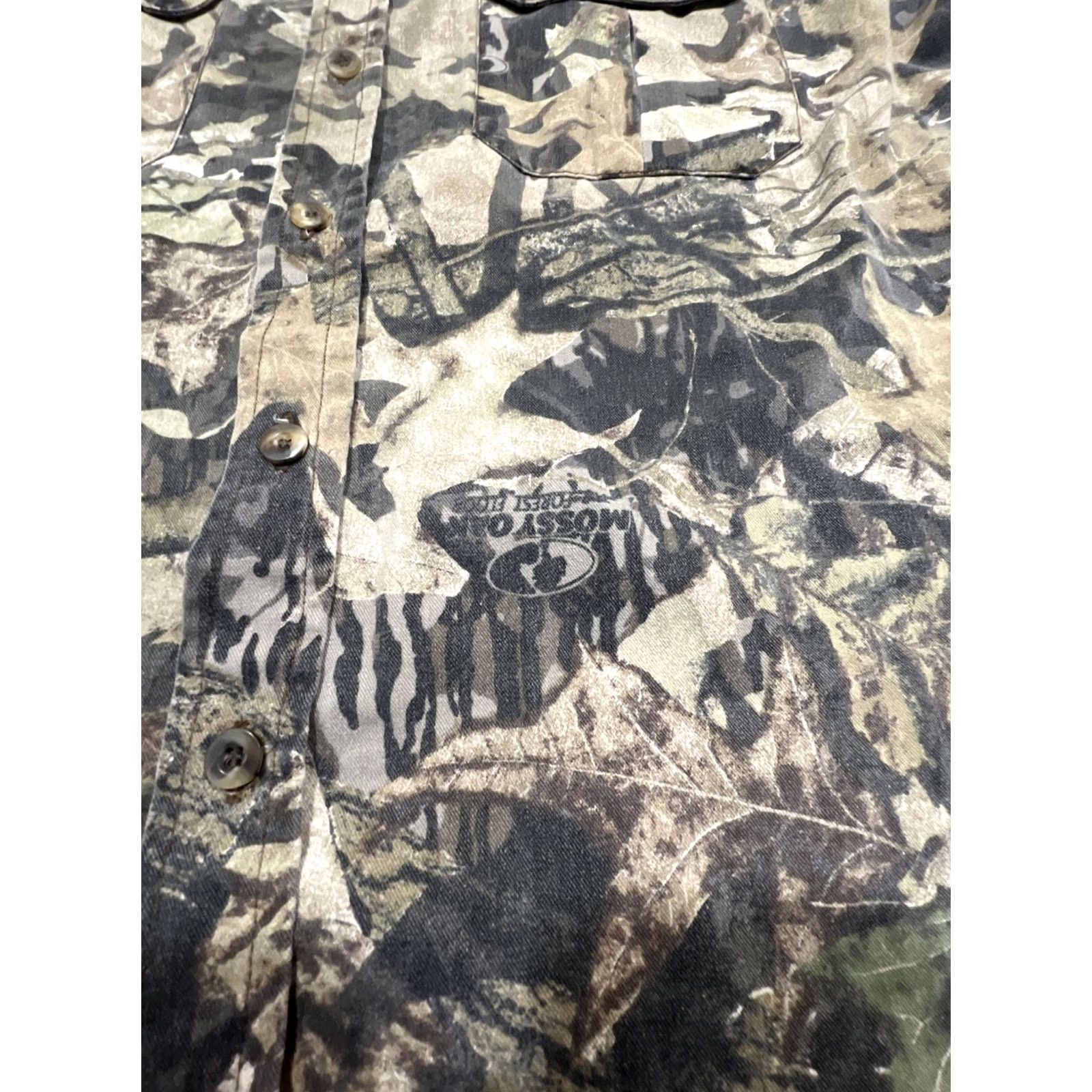 Jerzees Jerzees Outdoor Mossy Oak Forest Floor Button Down Shirt Men L Long Sleeves Nepal Size US L / EU 52-54 / 3 - 4 Thumbnail