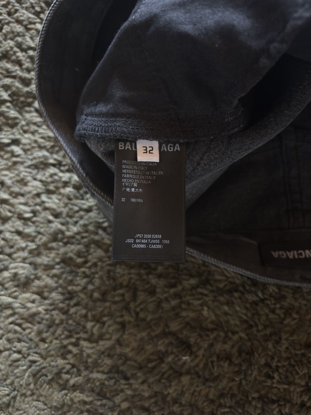 Balenciaga SS20 Balenciaga Skater Denim Camo Blue Black Grey Shorts Size US 32 / EU 48 - 10 Thumbnail