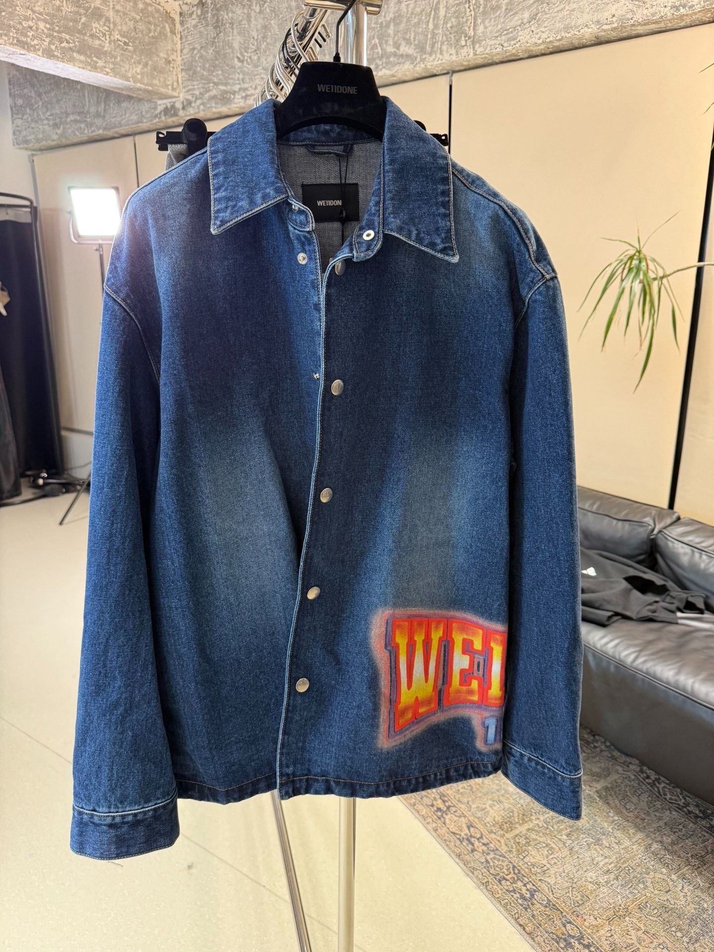 WE11DONE WE11DONE Flame Spray-Painted Denim Jacket Size US S / EU 44-46 / 1 - 1 Thumbnail